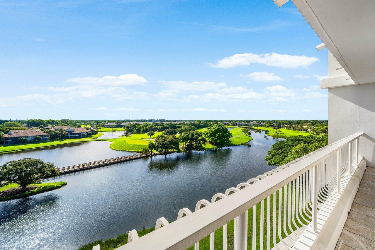20320 FAIRWAY OAKS #372, Boca Raton FL 33434