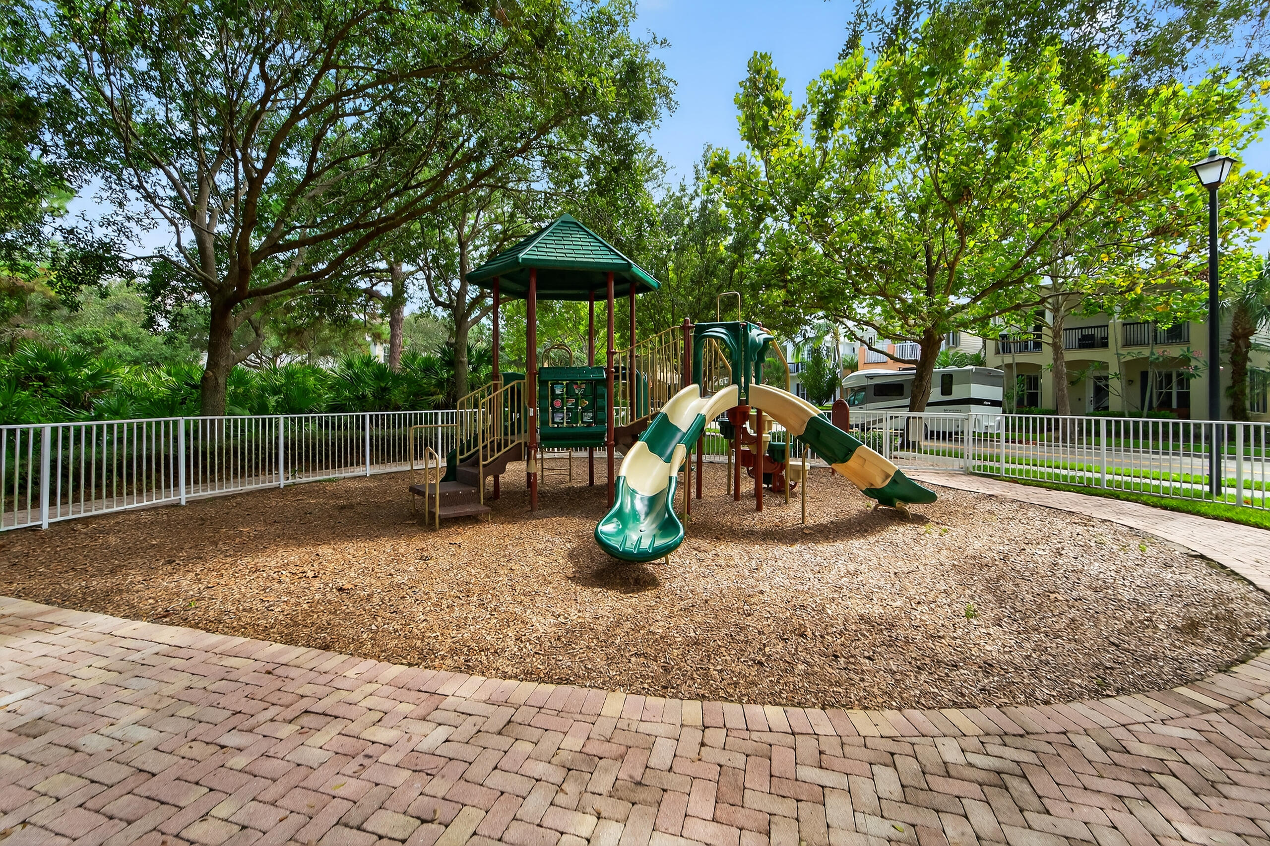 297 E Bay Cedar, Jupiter FL 33458