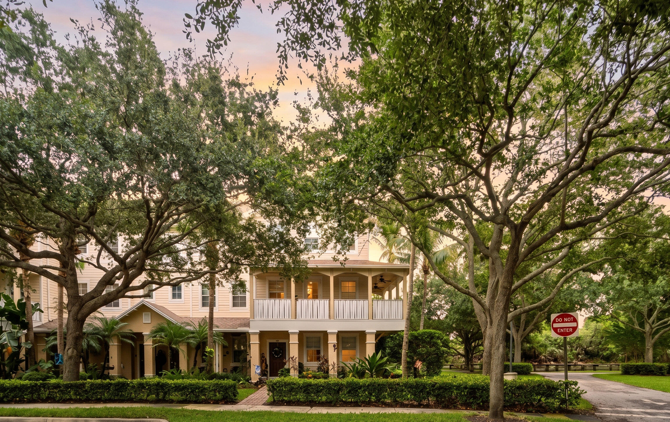 297 E Bay Cedar, Jupiter FL 33458
