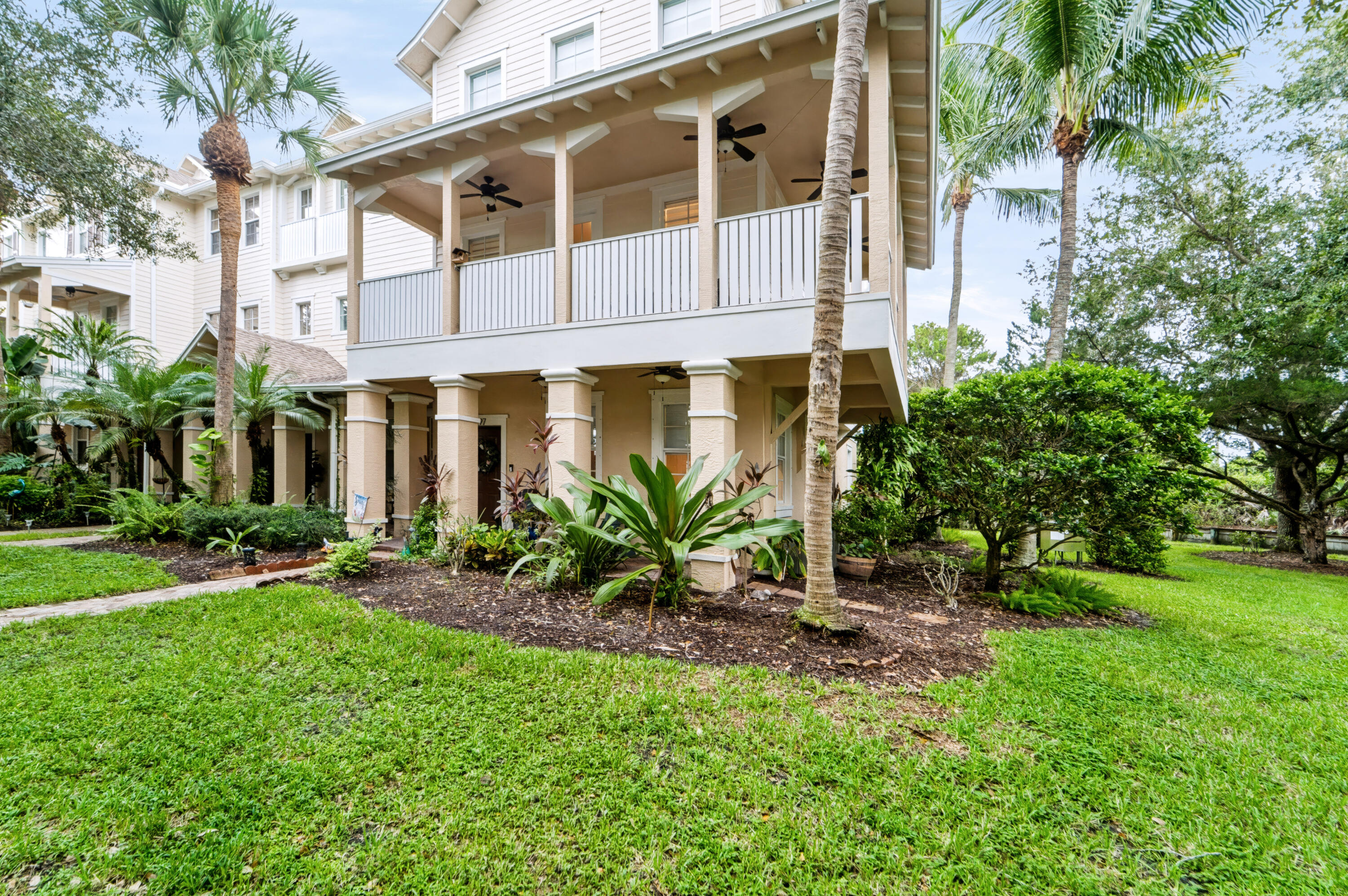 297 E Bay Cedar, Jupiter FL 33458