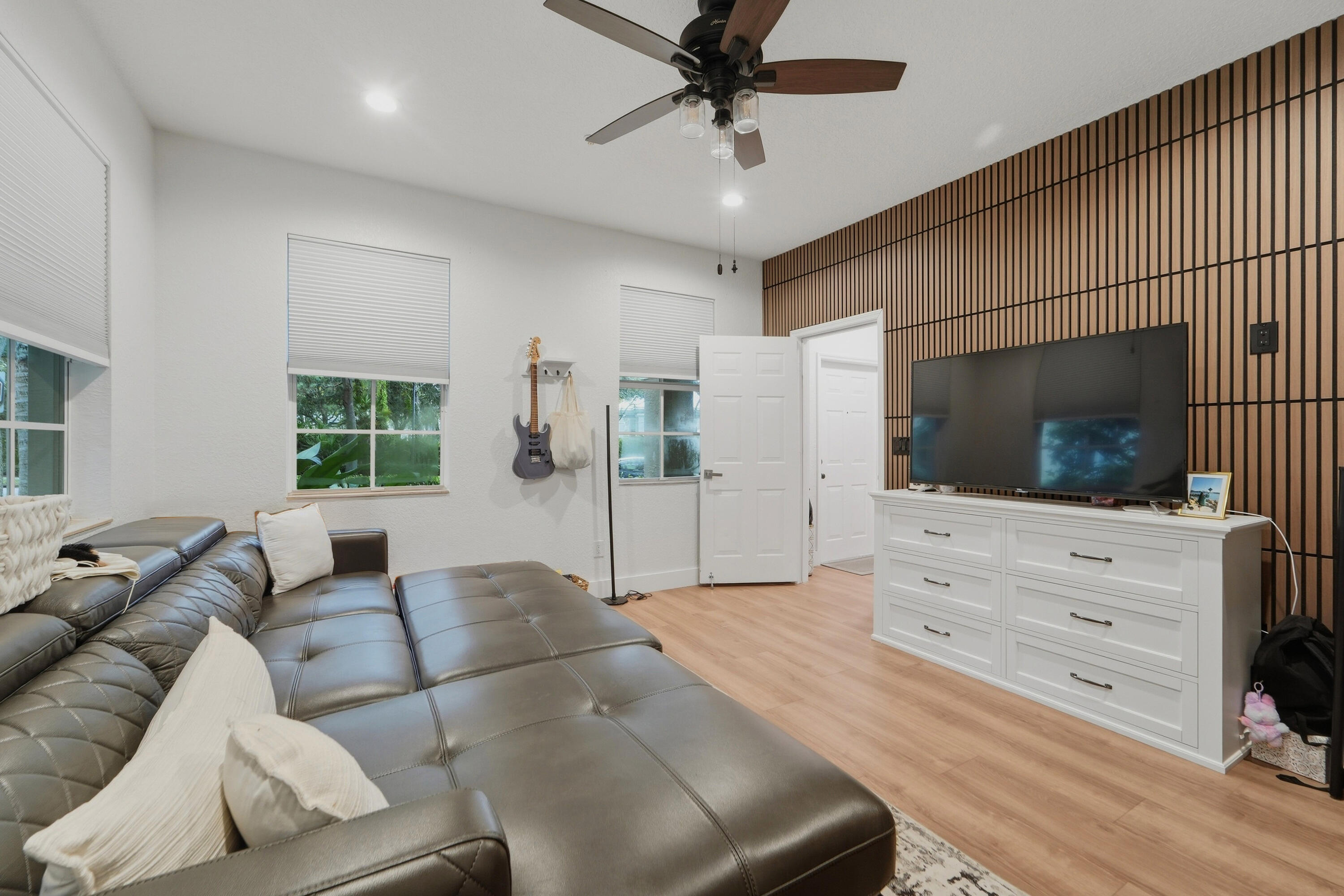 297 E Bay Cedar, Jupiter FL 33458