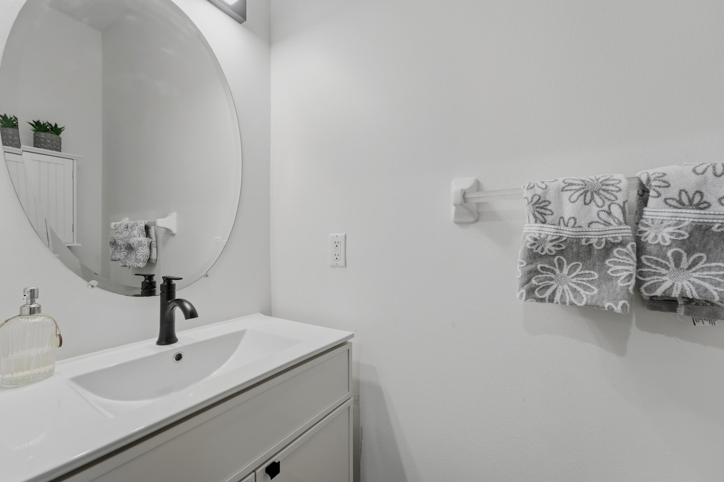 297 E Bay Cedar, Jupiter FL 33458
