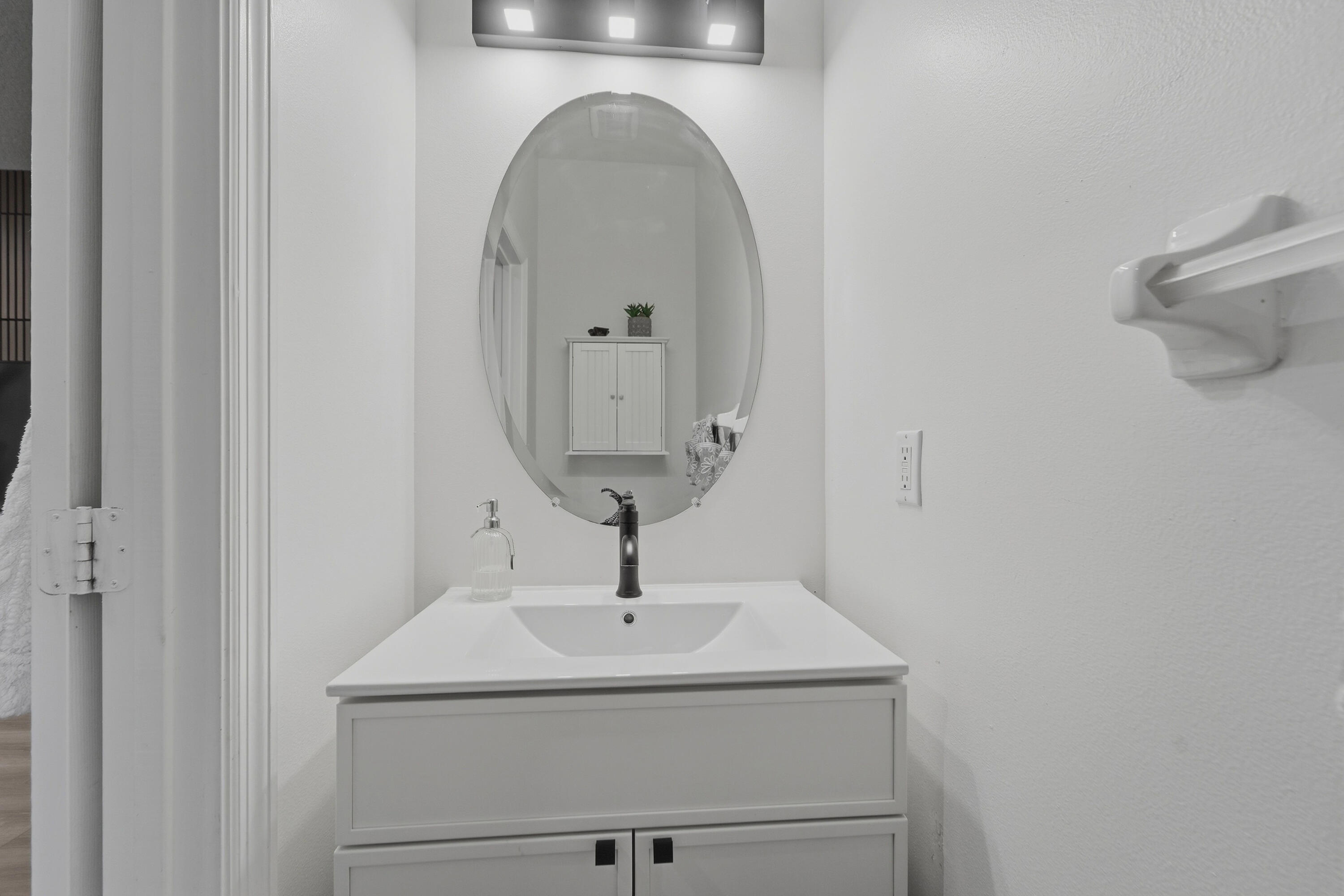 297 E Bay Cedar, Jupiter FL 33458