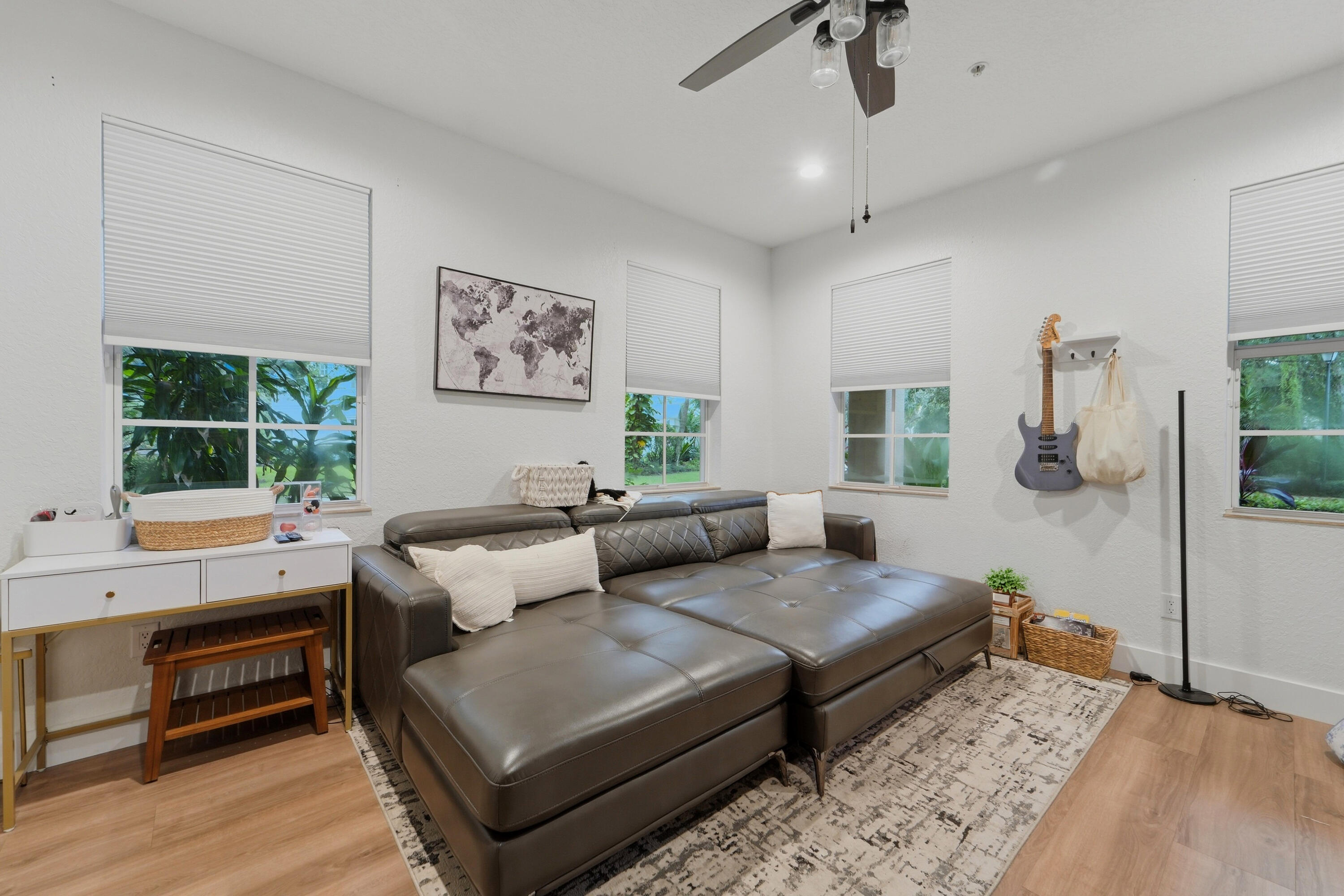297 E Bay Cedar, Jupiter FL 33458