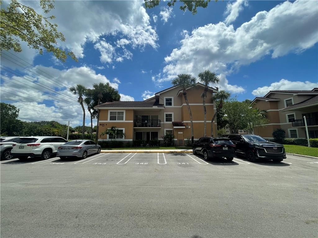 9033 WILES #302, Coral Springs FL 33067