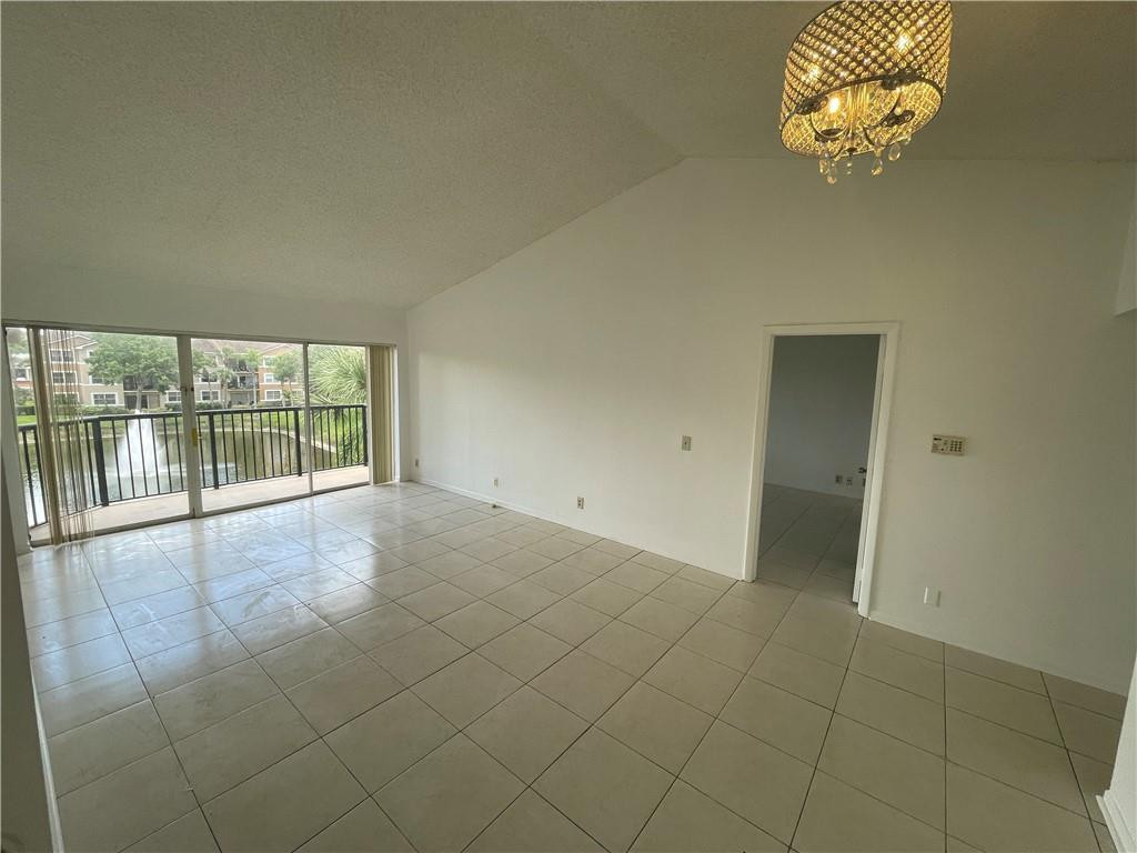 9033 WILES #302, Coral Springs FL 33067