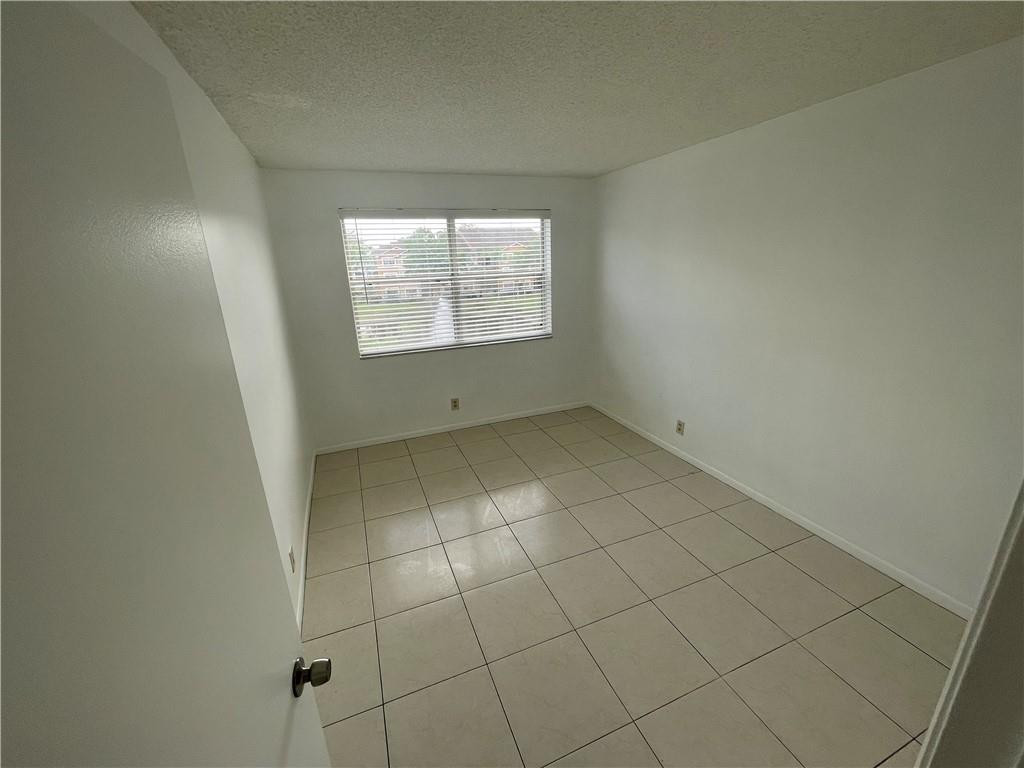 9033 WILES #302, Coral Springs FL 33067