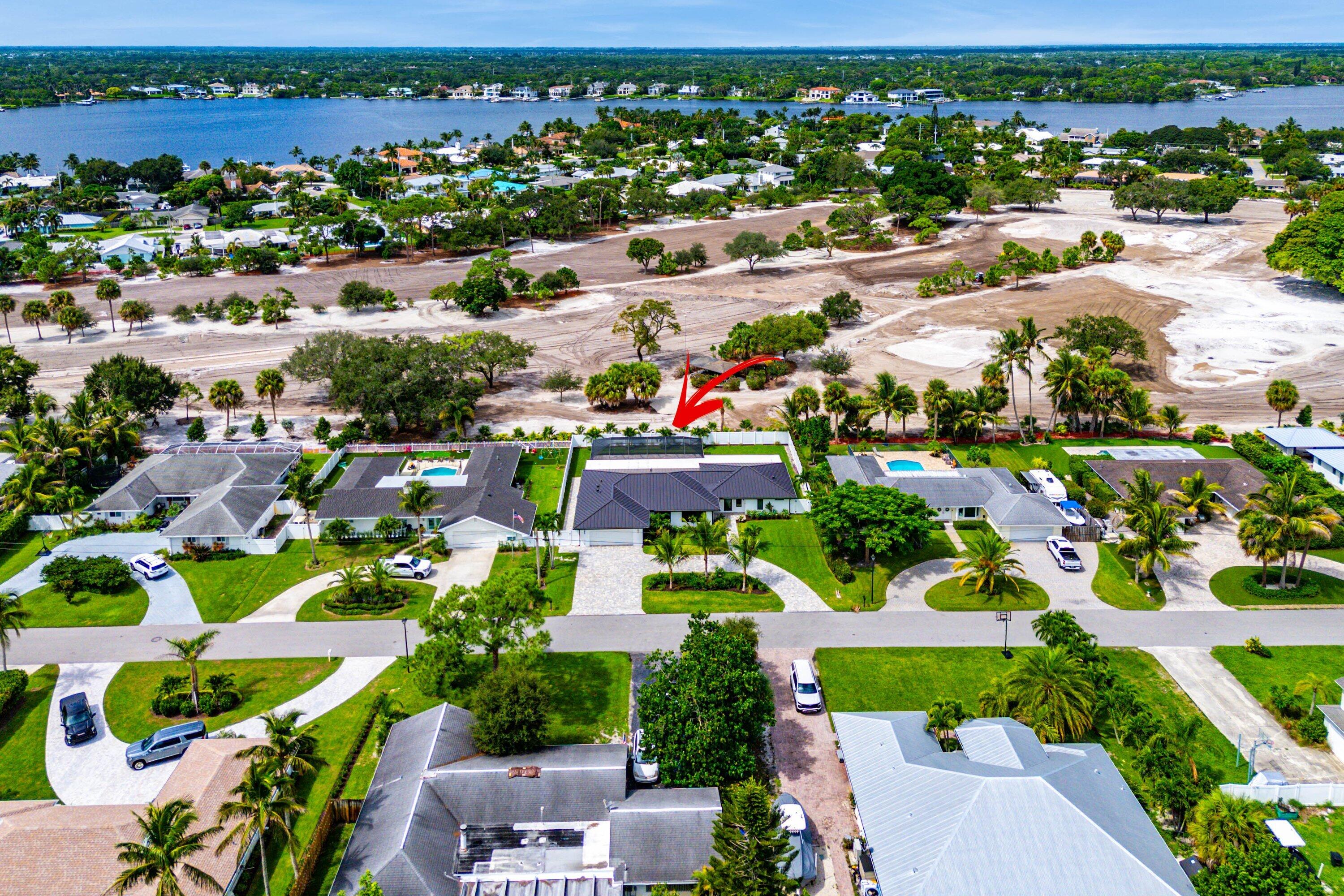 111 FAIRVIEW, Tequesta FL 33469