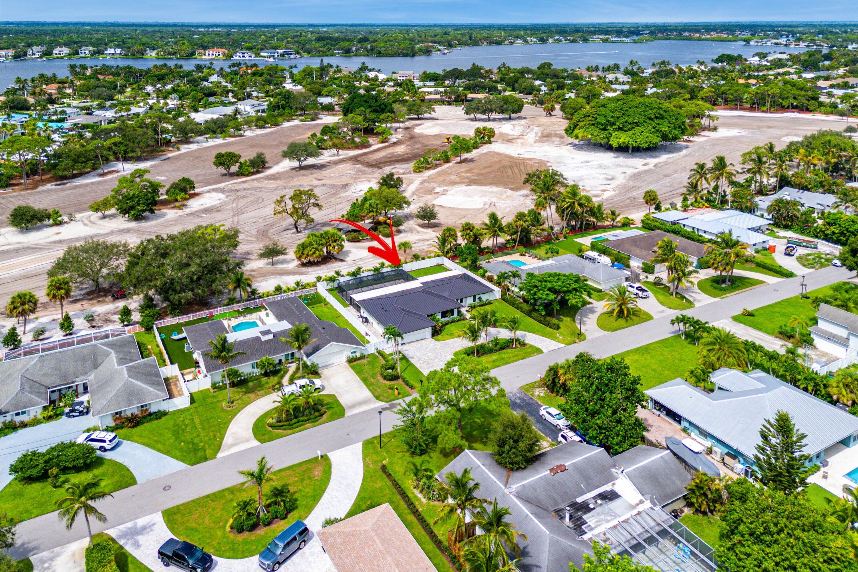 111 FAIRVIEW, Tequesta FL 33469