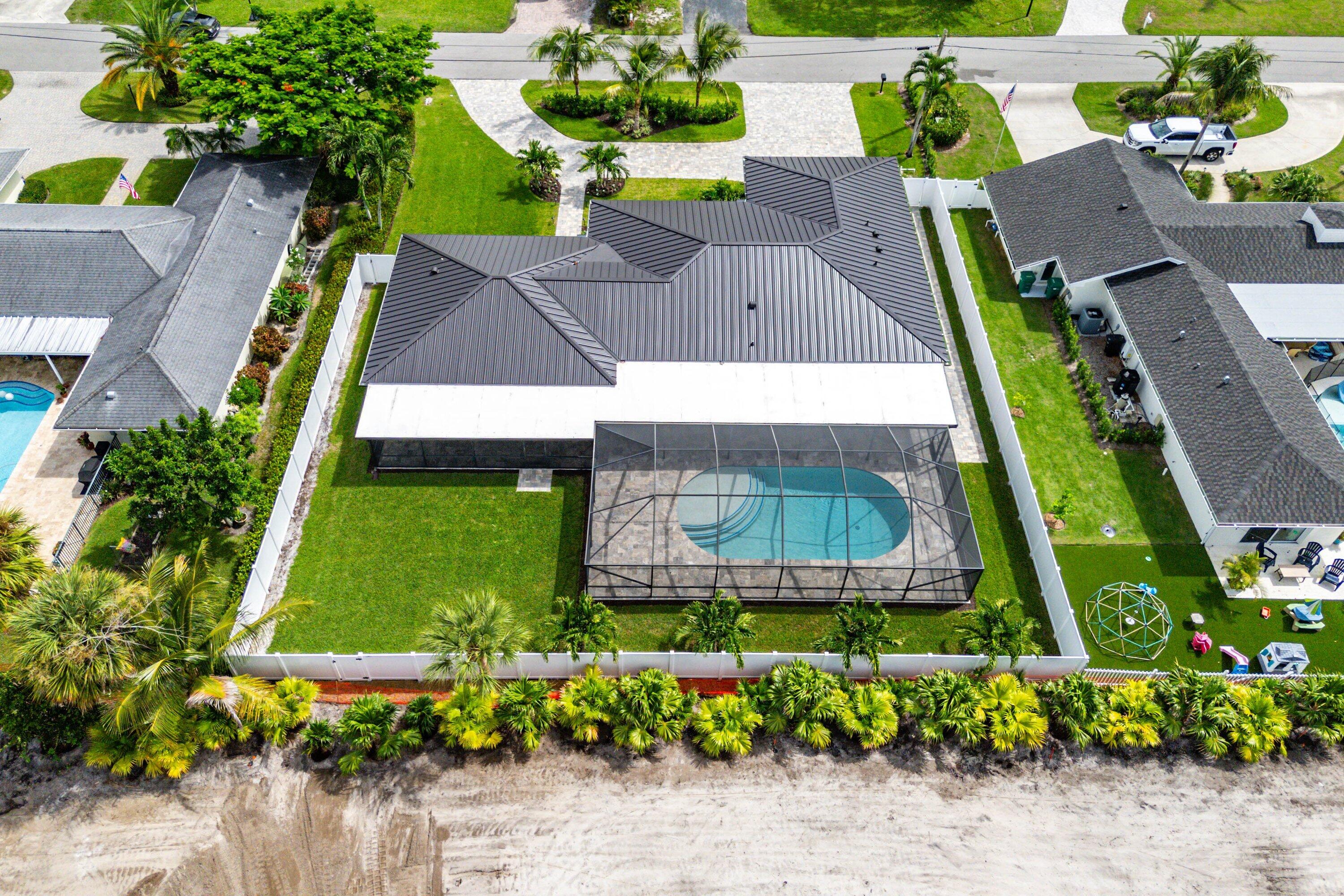 111 FAIRVIEW, Tequesta FL 33469