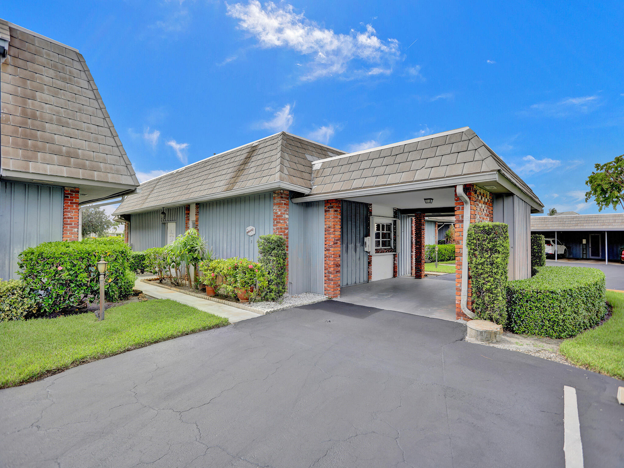 340 Orange Tree #3, Atlantis FL 33462