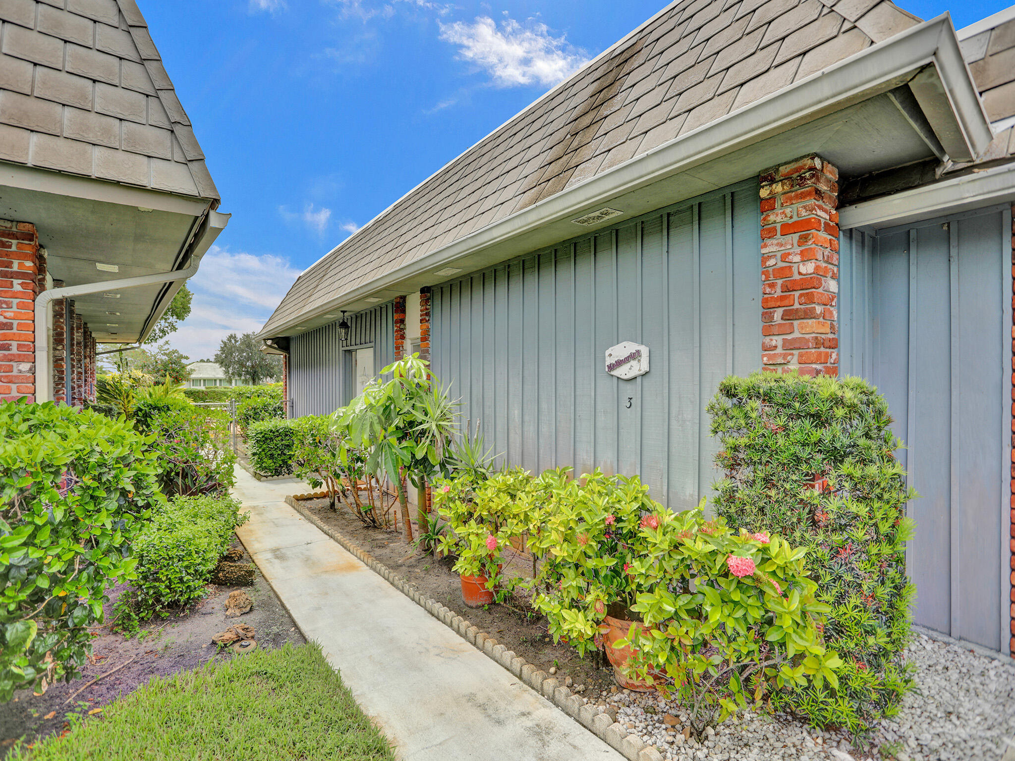 340 Orange Tree #3, Atlantis FL 33462