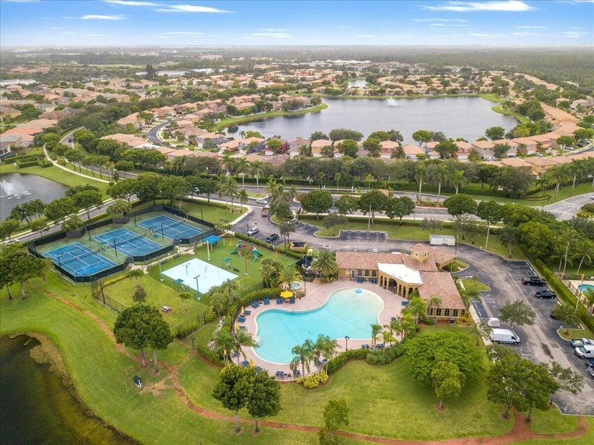 6136 Southard, West Palm Beach FL 33411