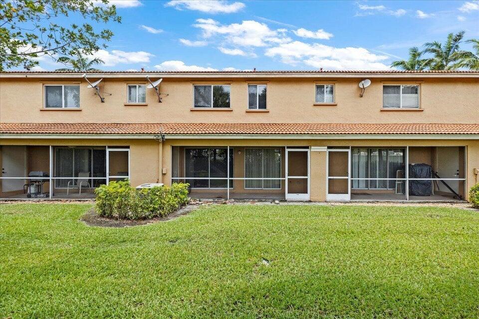 6136 Southard, West Palm Beach FL 33411