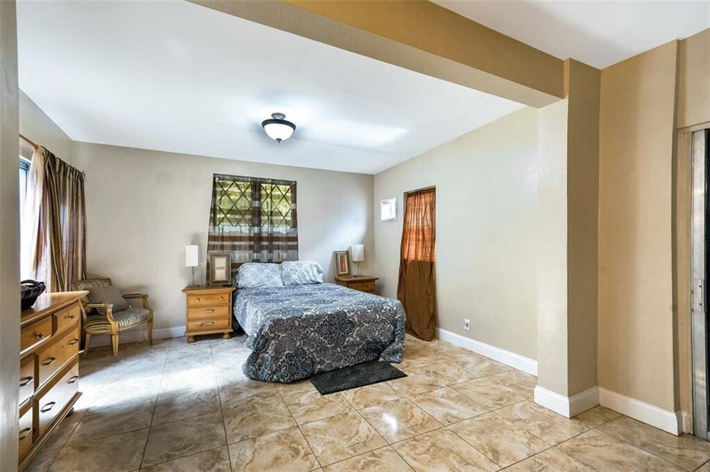 617 LAKESIDE, Boynton Beach FL 33435