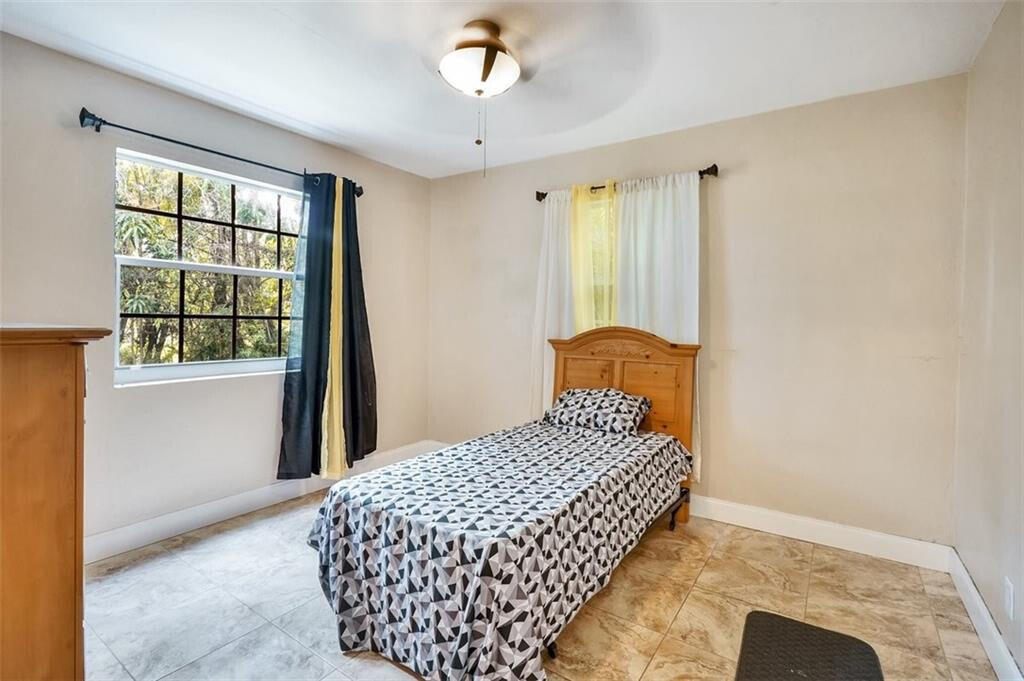617 LAKESIDE, Boynton Beach FL 33435