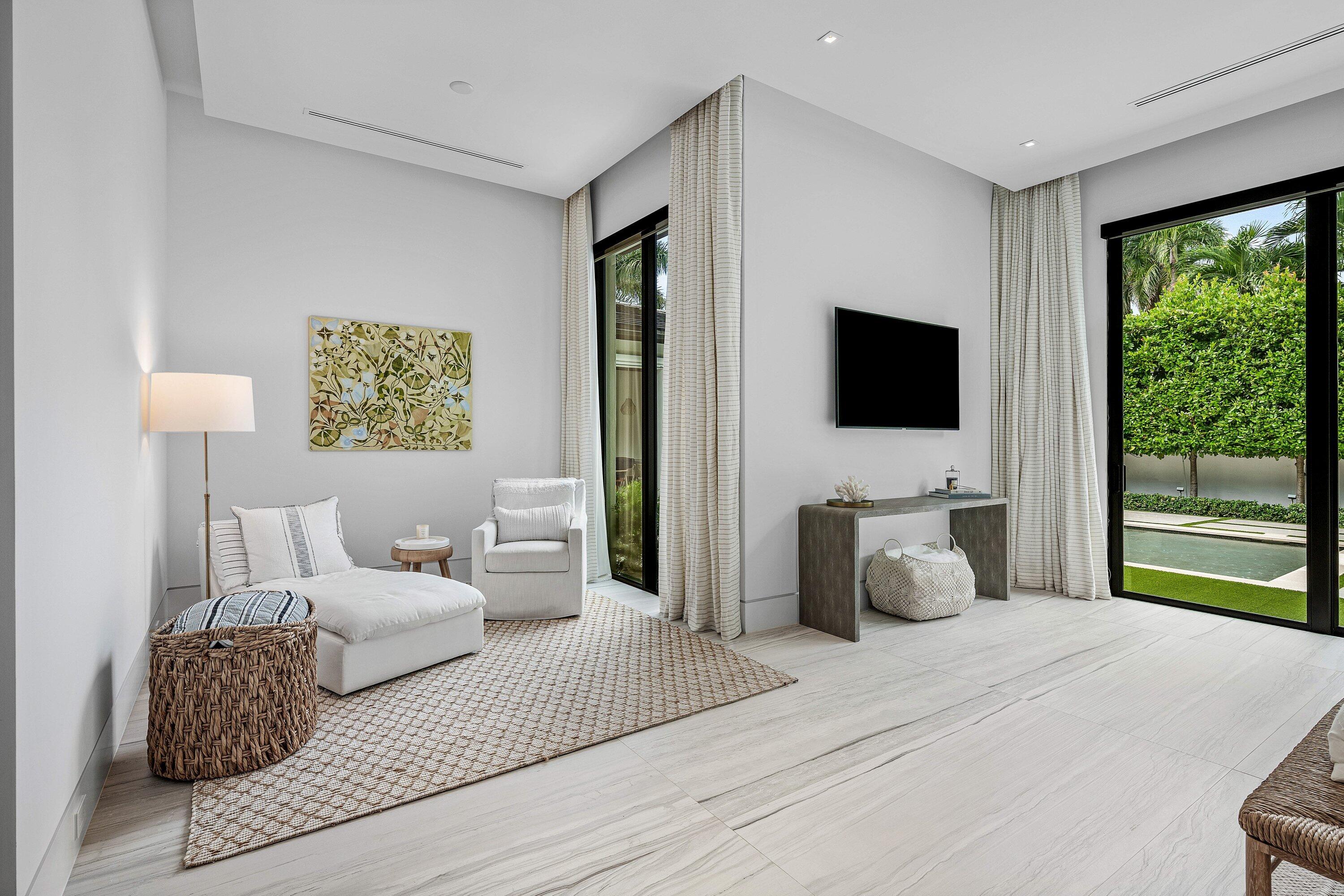 800 Seagate, Delray Beach FL 33483