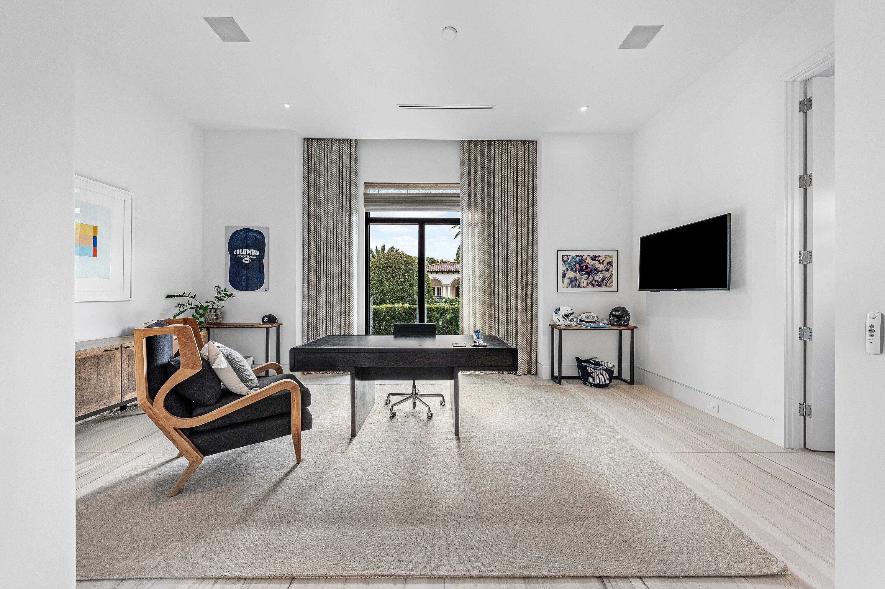 800 Seagate, Delray Beach FL 33483