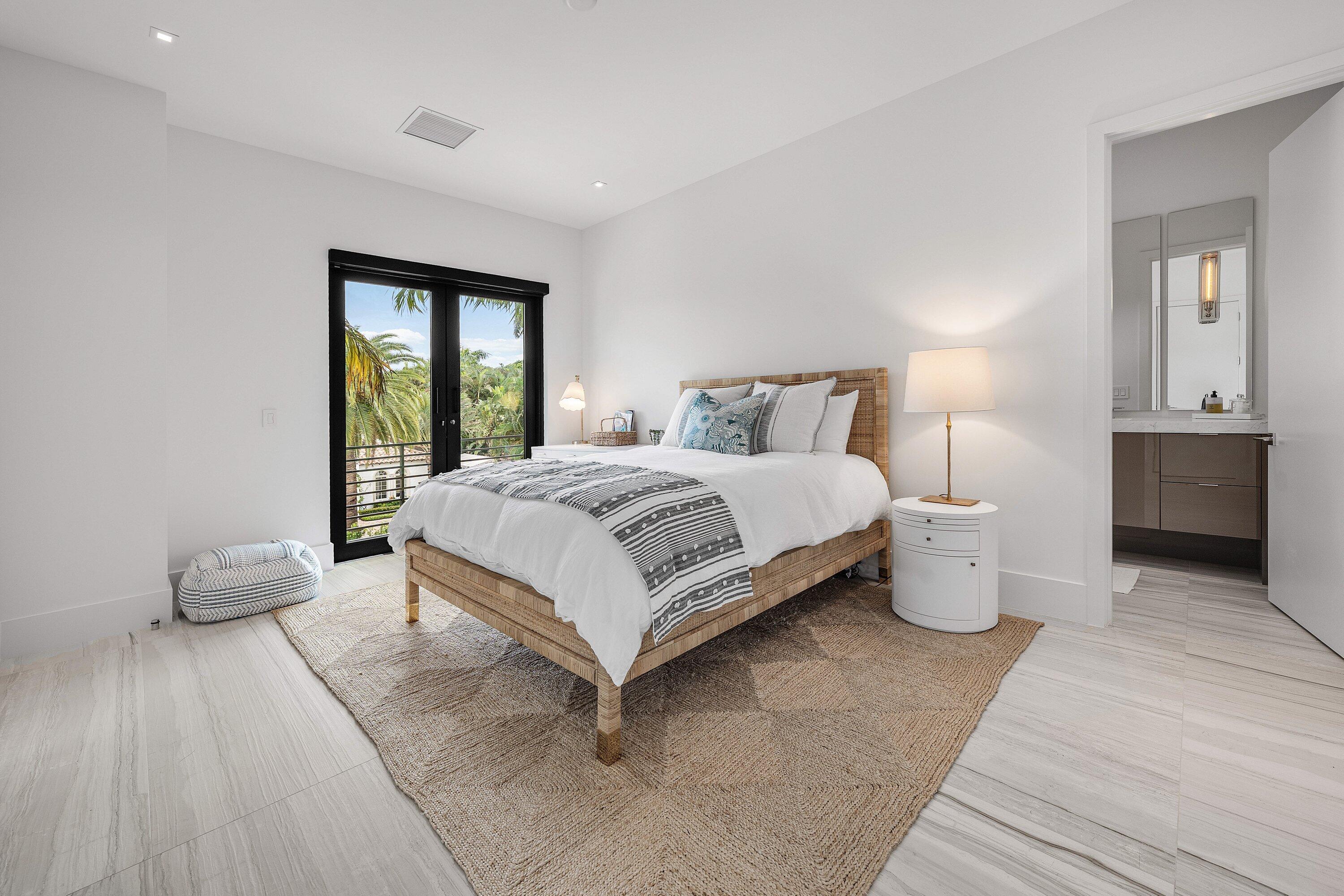 800 Seagate, Delray Beach FL 33483