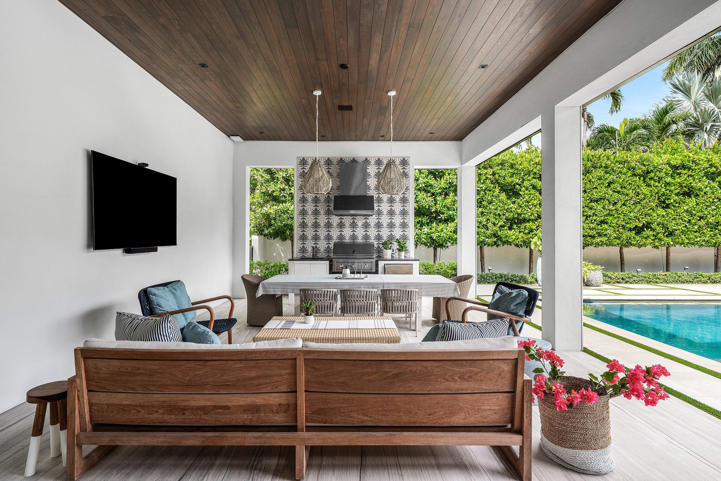 800 Seagate, Delray Beach FL 33483
