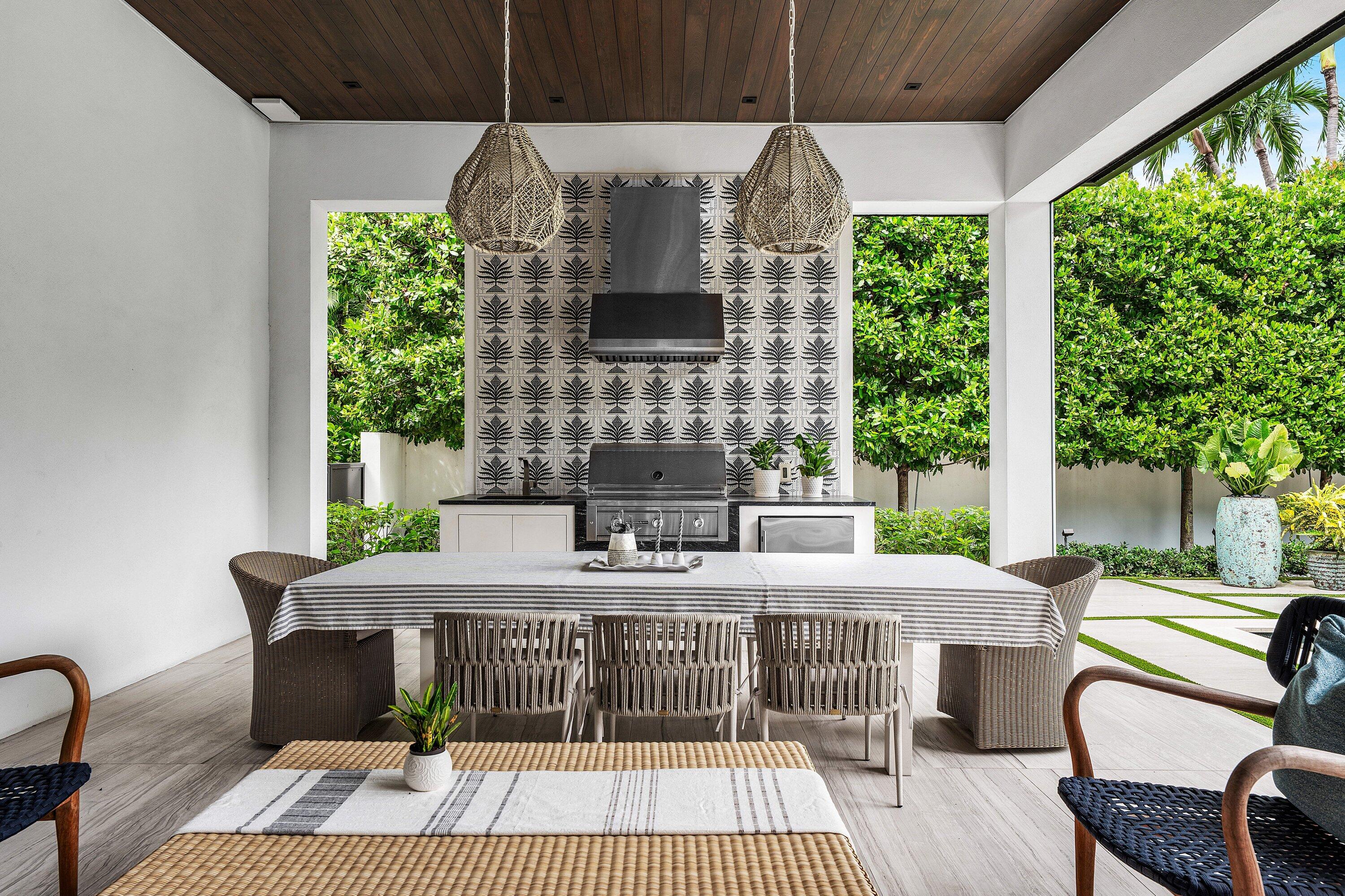 800 Seagate, Delray Beach FL 33483