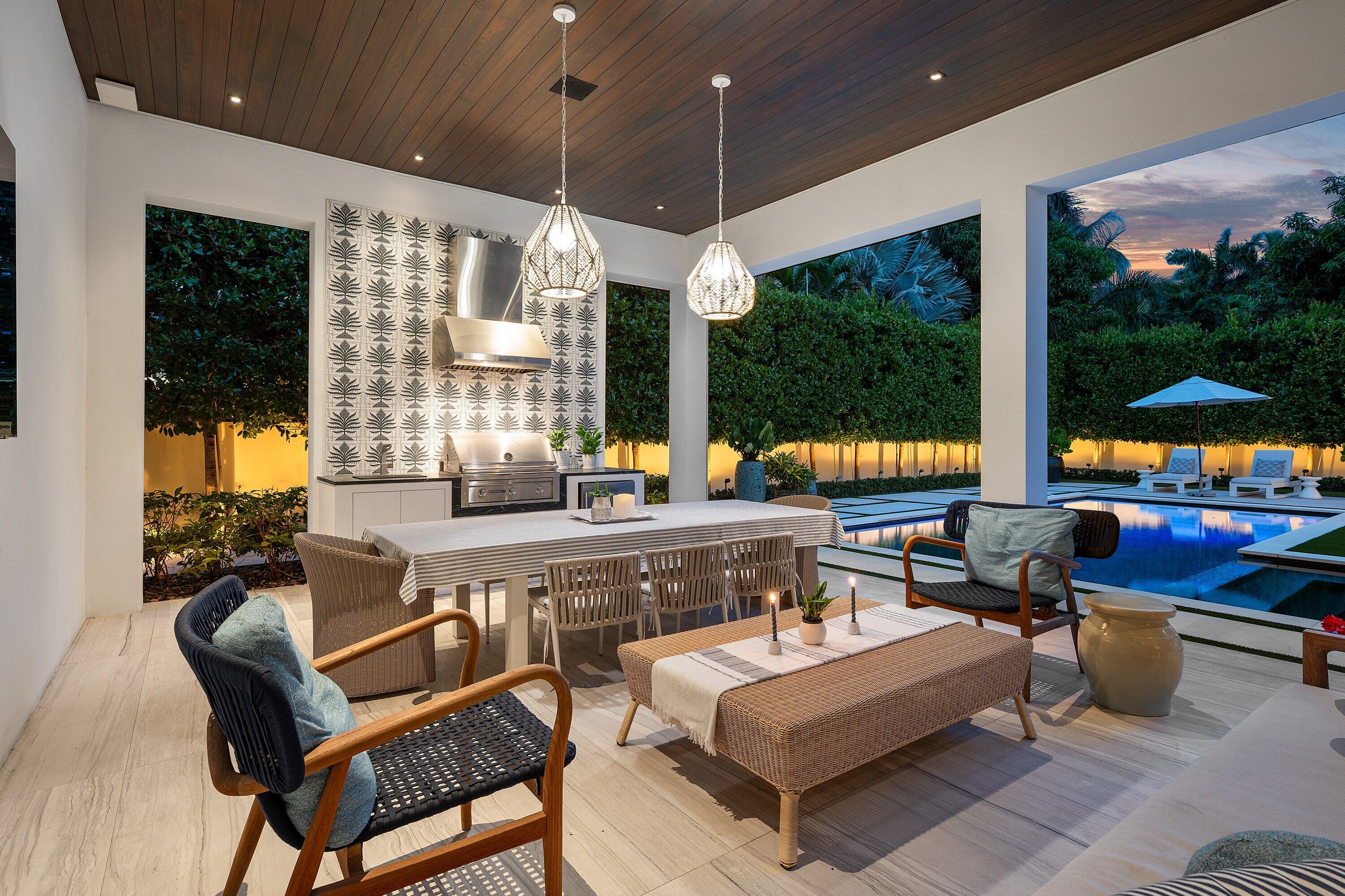 800 Seagate, Delray Beach FL 33483