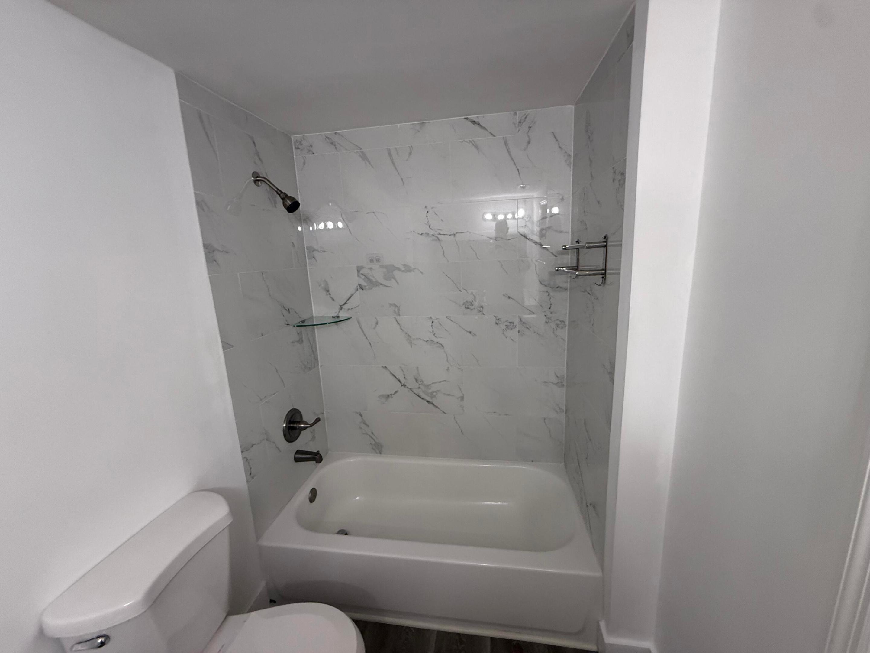 215 SW 42ND #601, Miami FL 33134