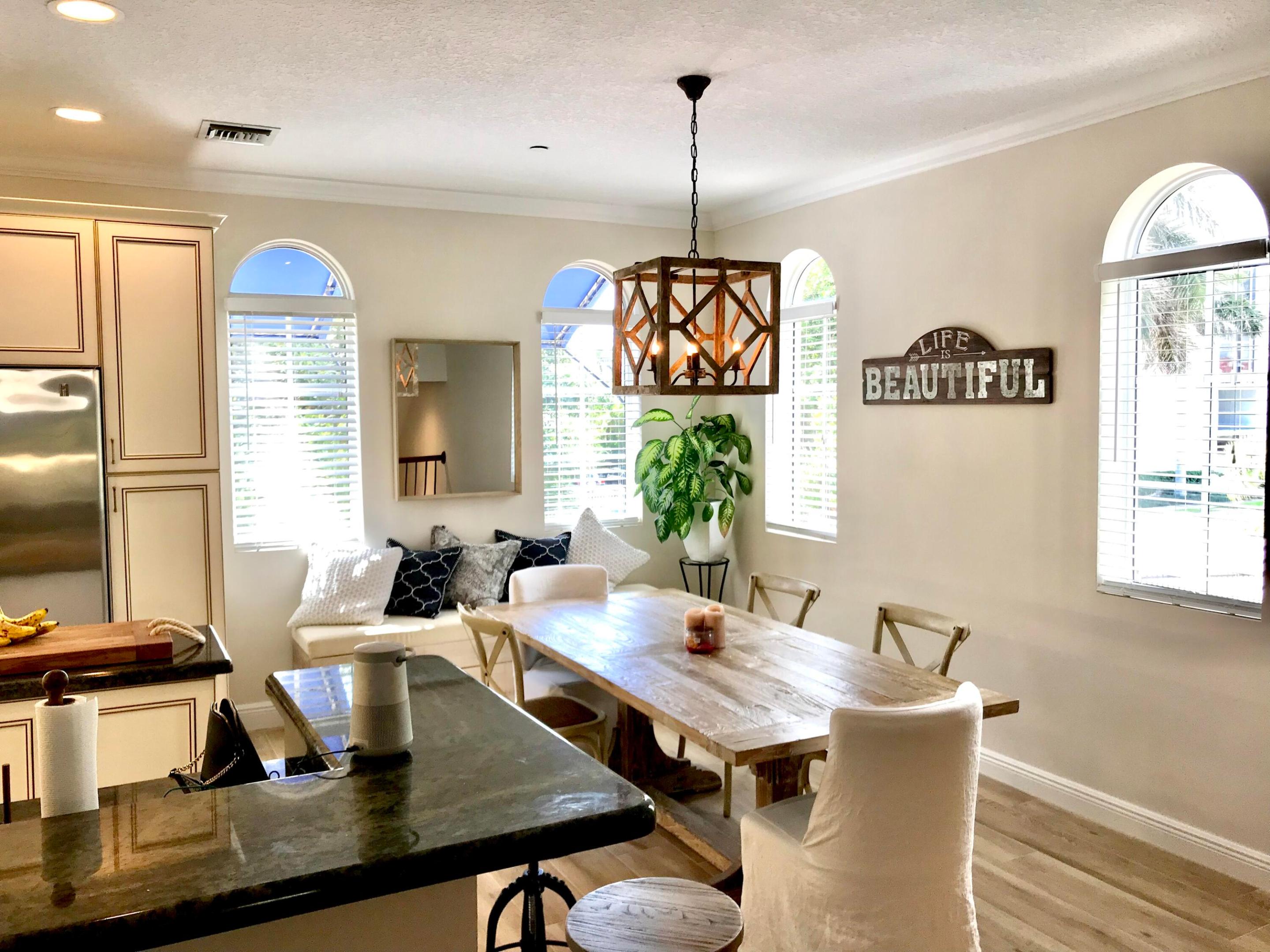 803 ESTANCIA, Boynton Beach FL 33435