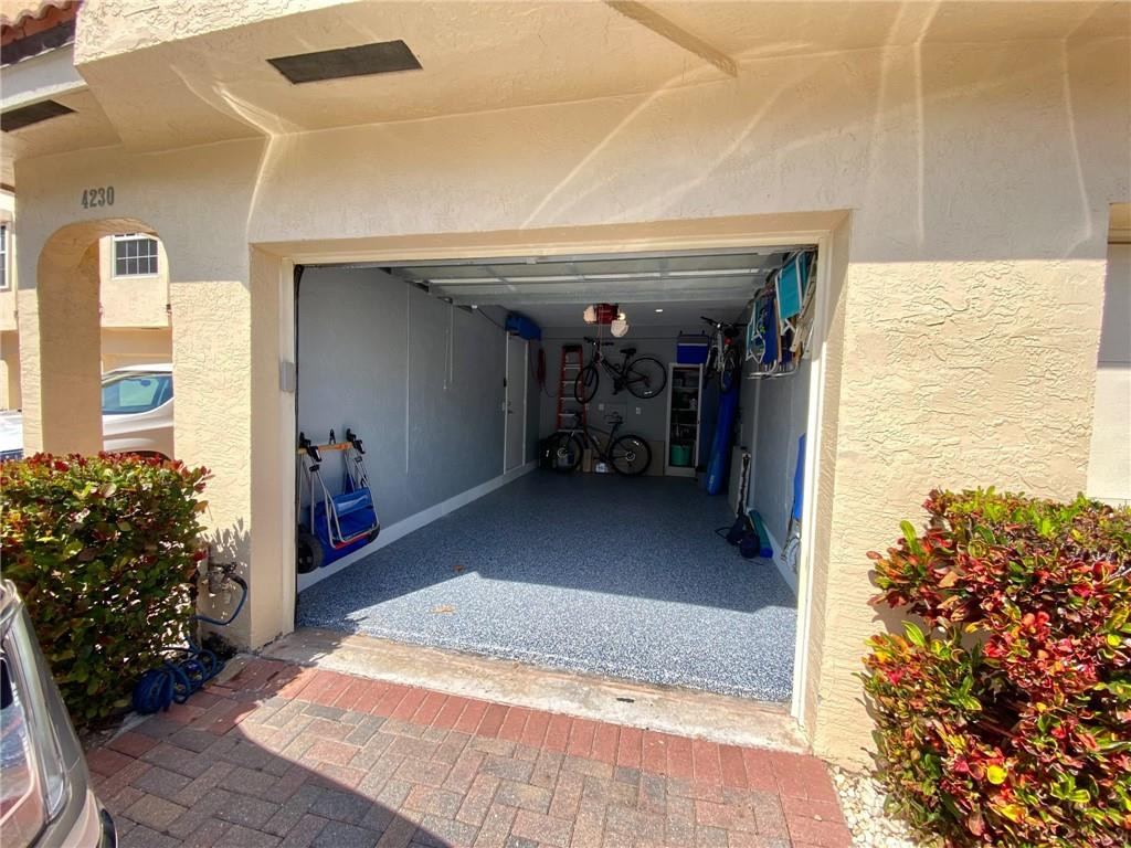 4230 N OCEAN, Hollywood FL 33019