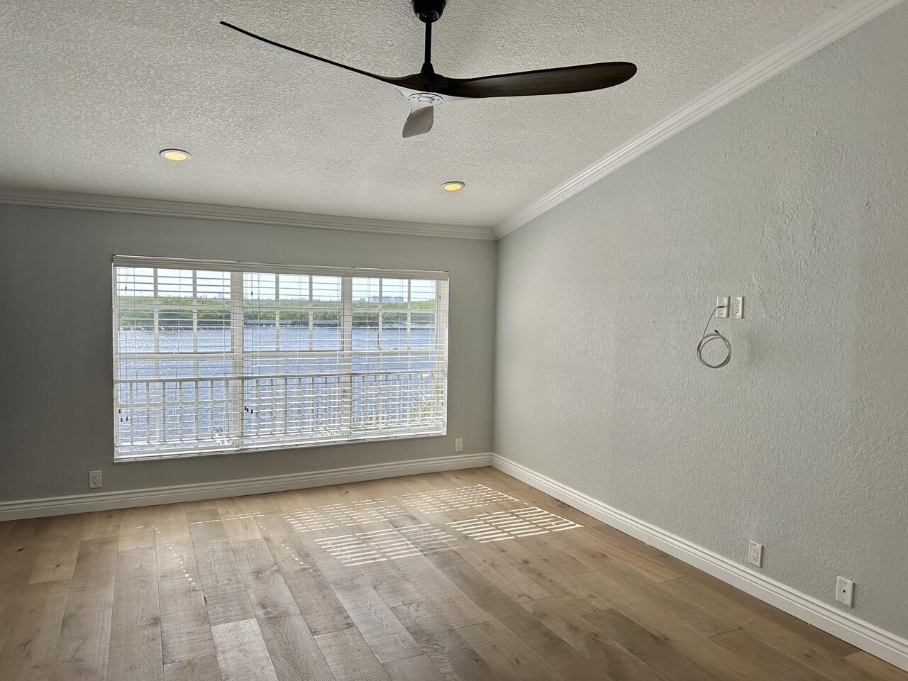 4230 N OCEAN, Hollywood FL 33019