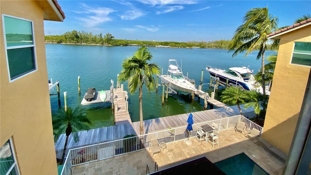 4230 N OCEAN, Hollywood FL 33019