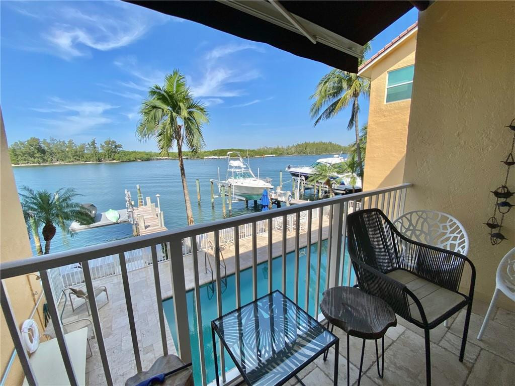 4230 N OCEAN, Hollywood FL 33019