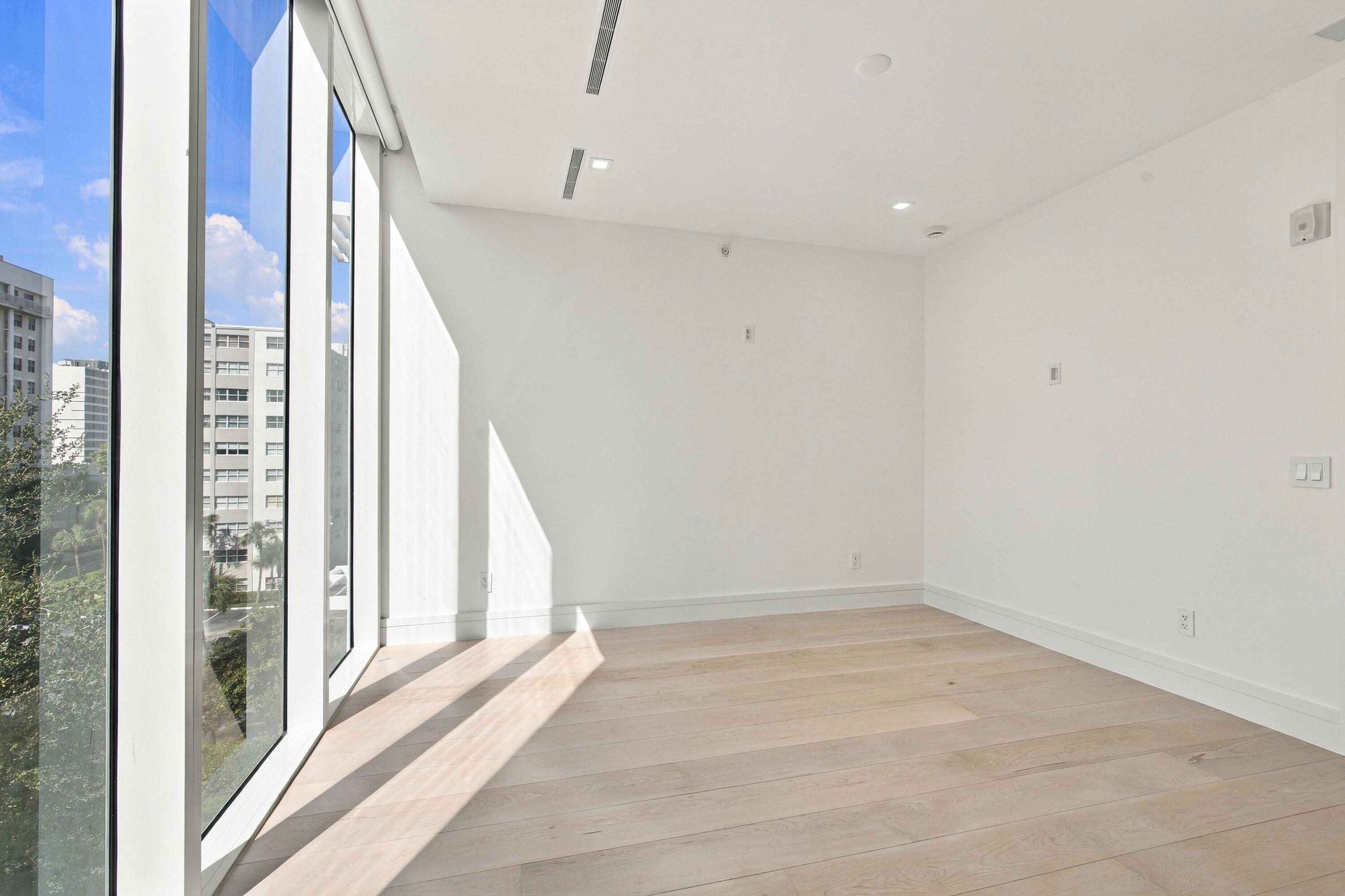 1110 Seminole #503, Fort Lauderdale FL 33304