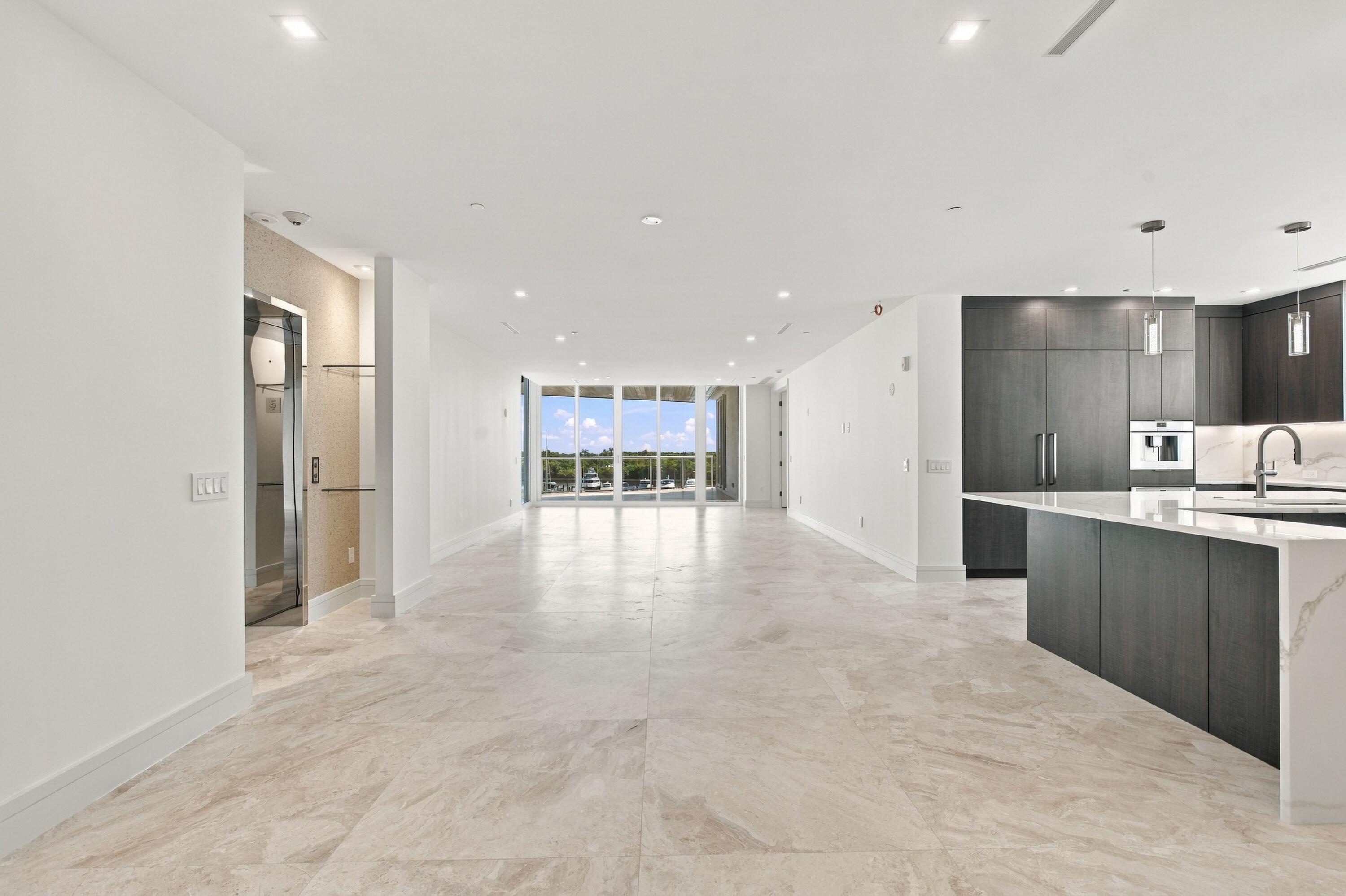 1110 Seminole #503, Fort Lauderdale FL 33304
