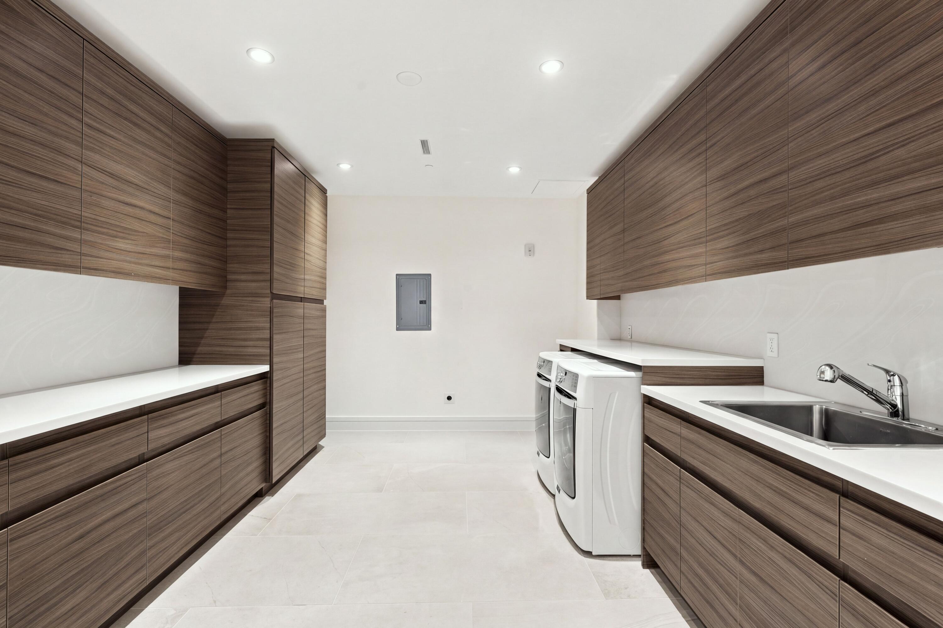 1110 Seminole #503, Fort Lauderdale FL 33304