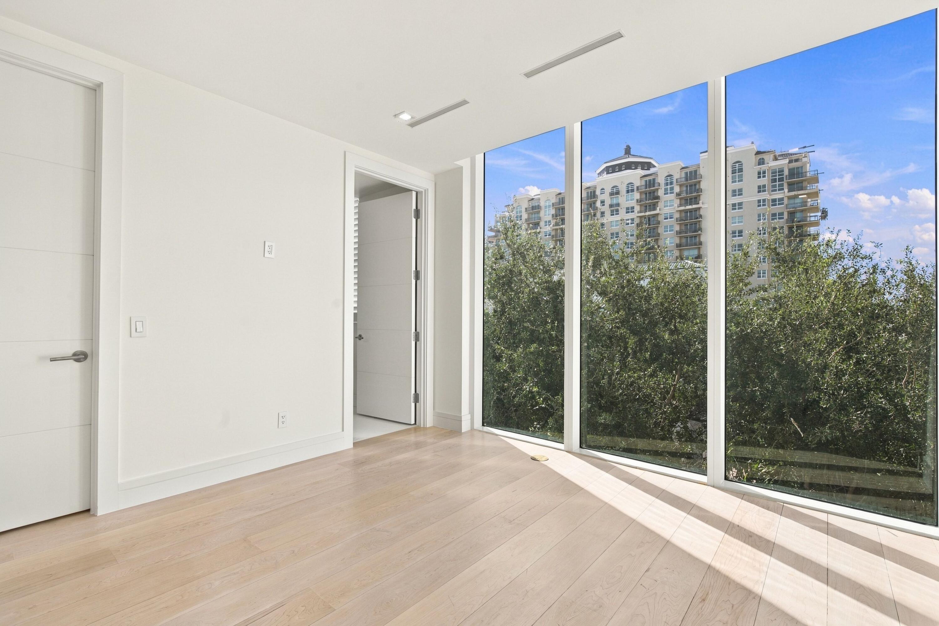 1110 Seminole #503, Fort Lauderdale FL 33304