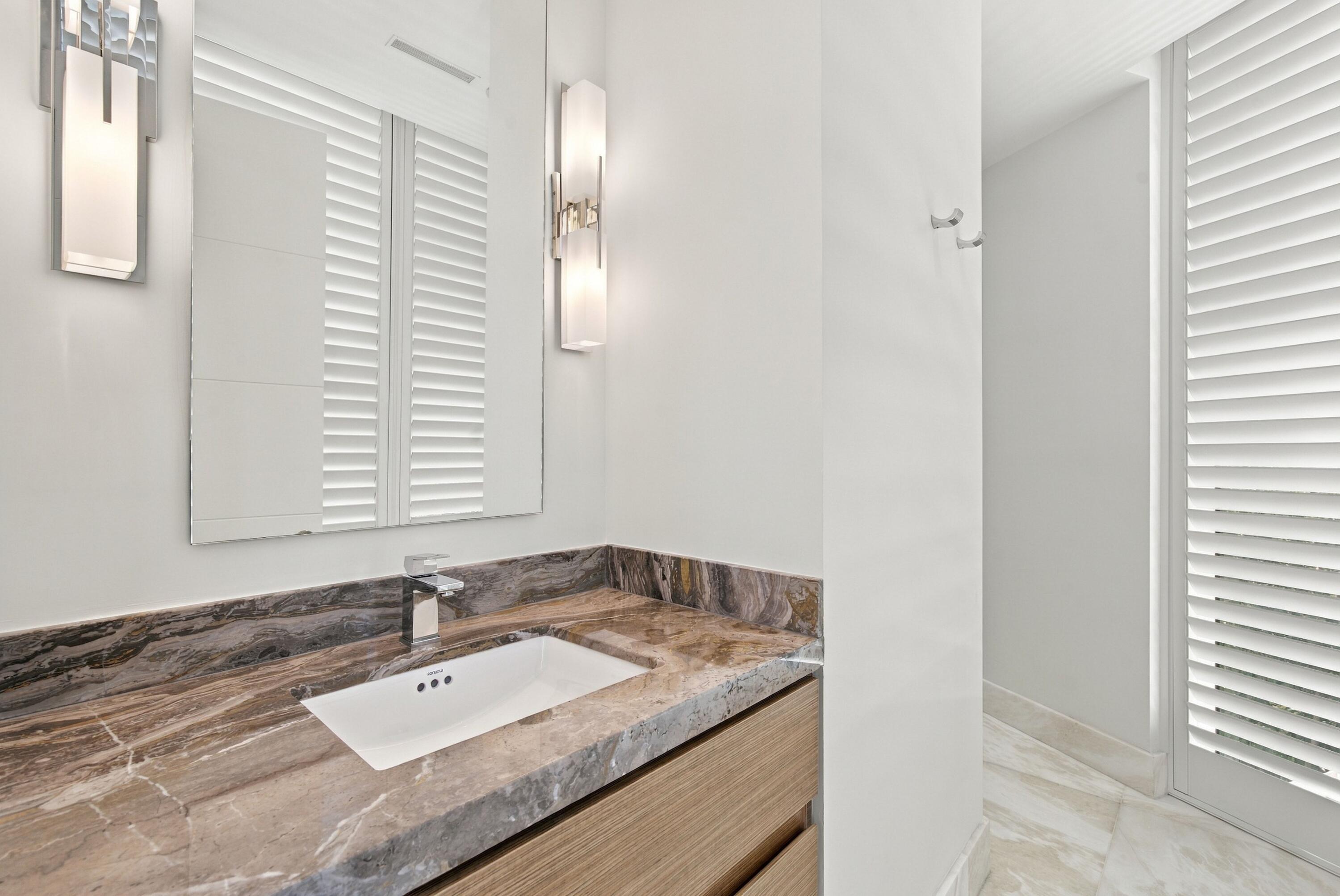 1110 Seminole #503, Fort Lauderdale FL 33304