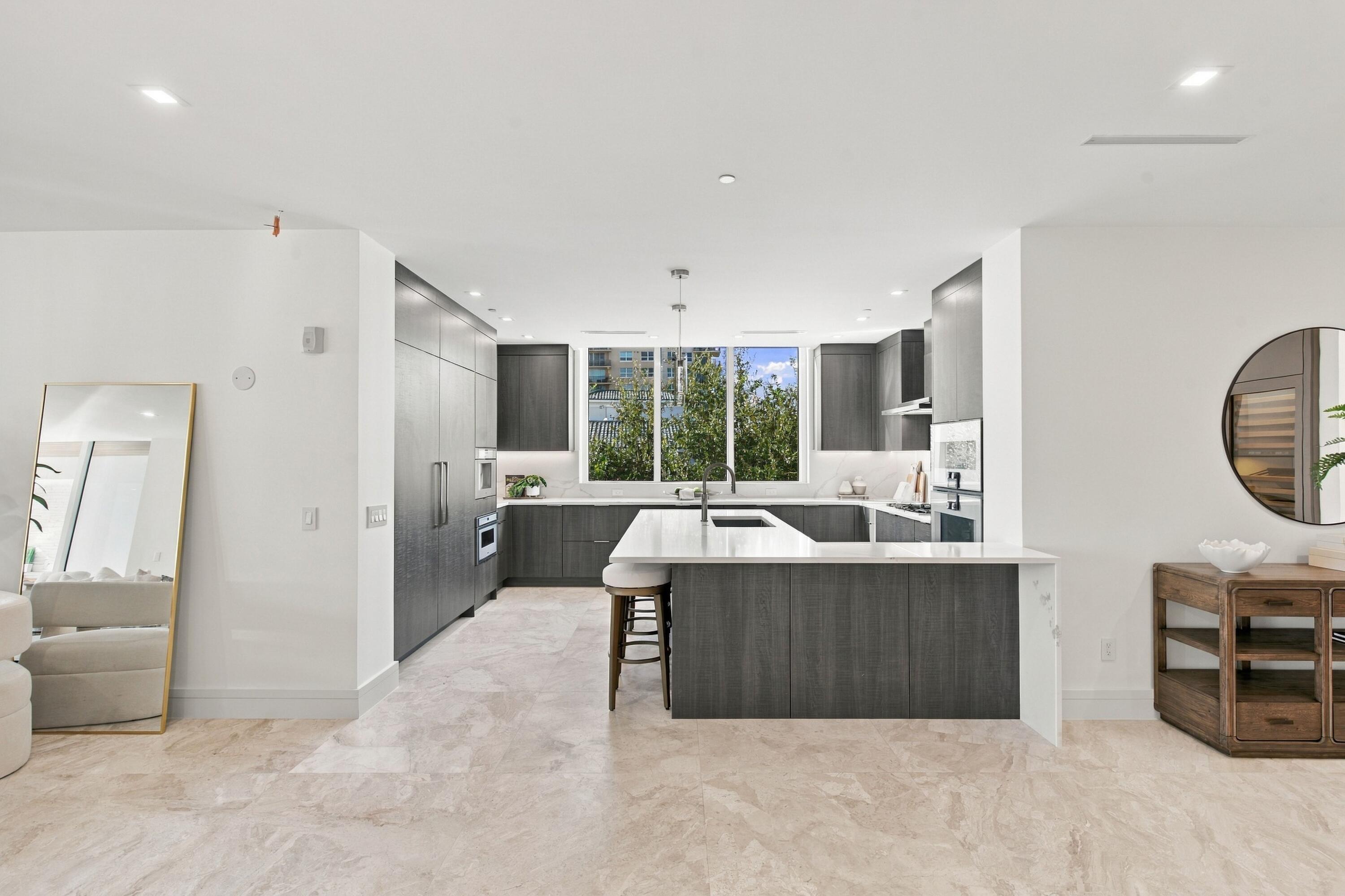 1110 Seminole #503, Fort Lauderdale FL 33304