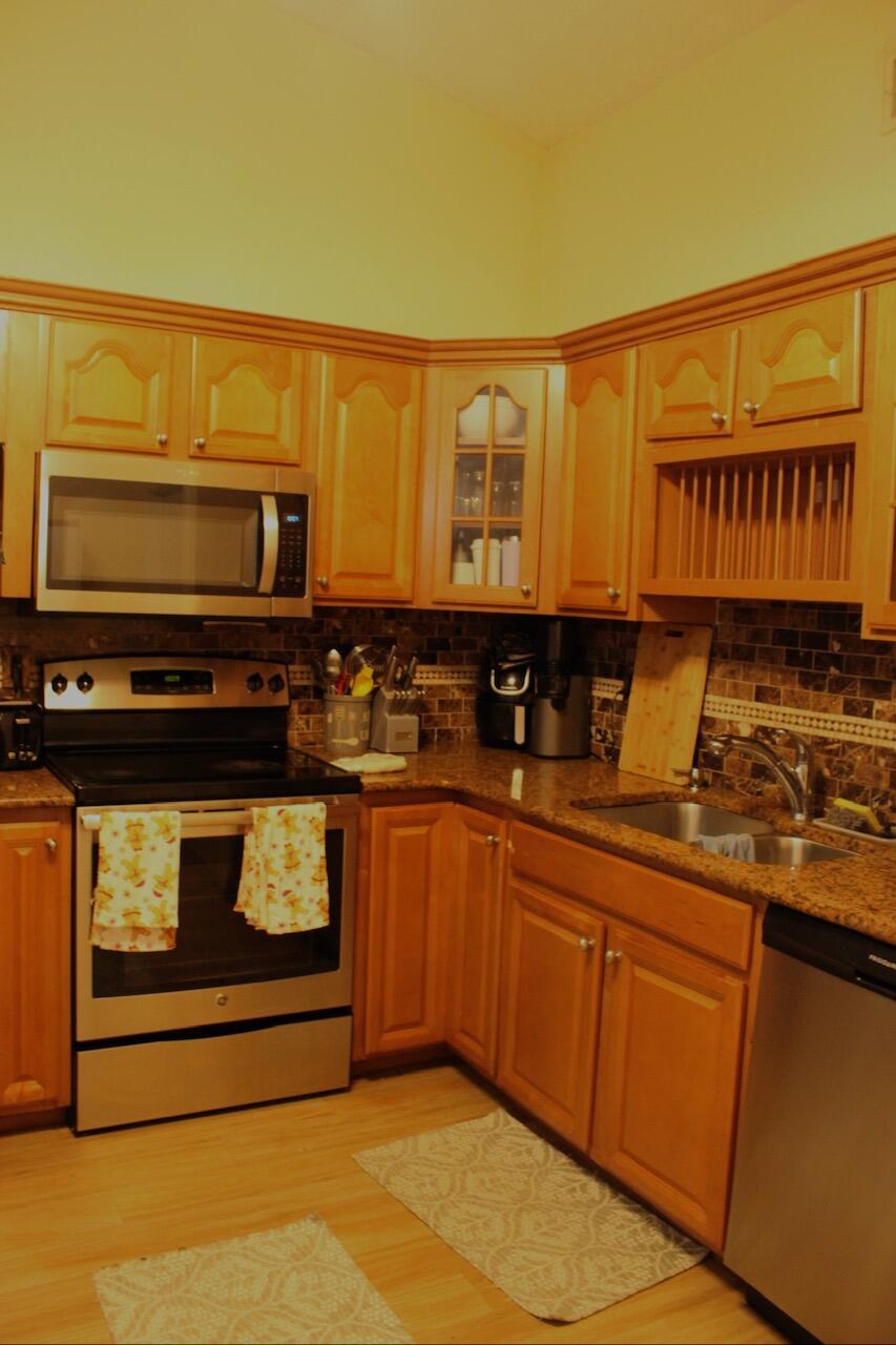 18751 Shauna Manor, Boca Raton FL 33496
