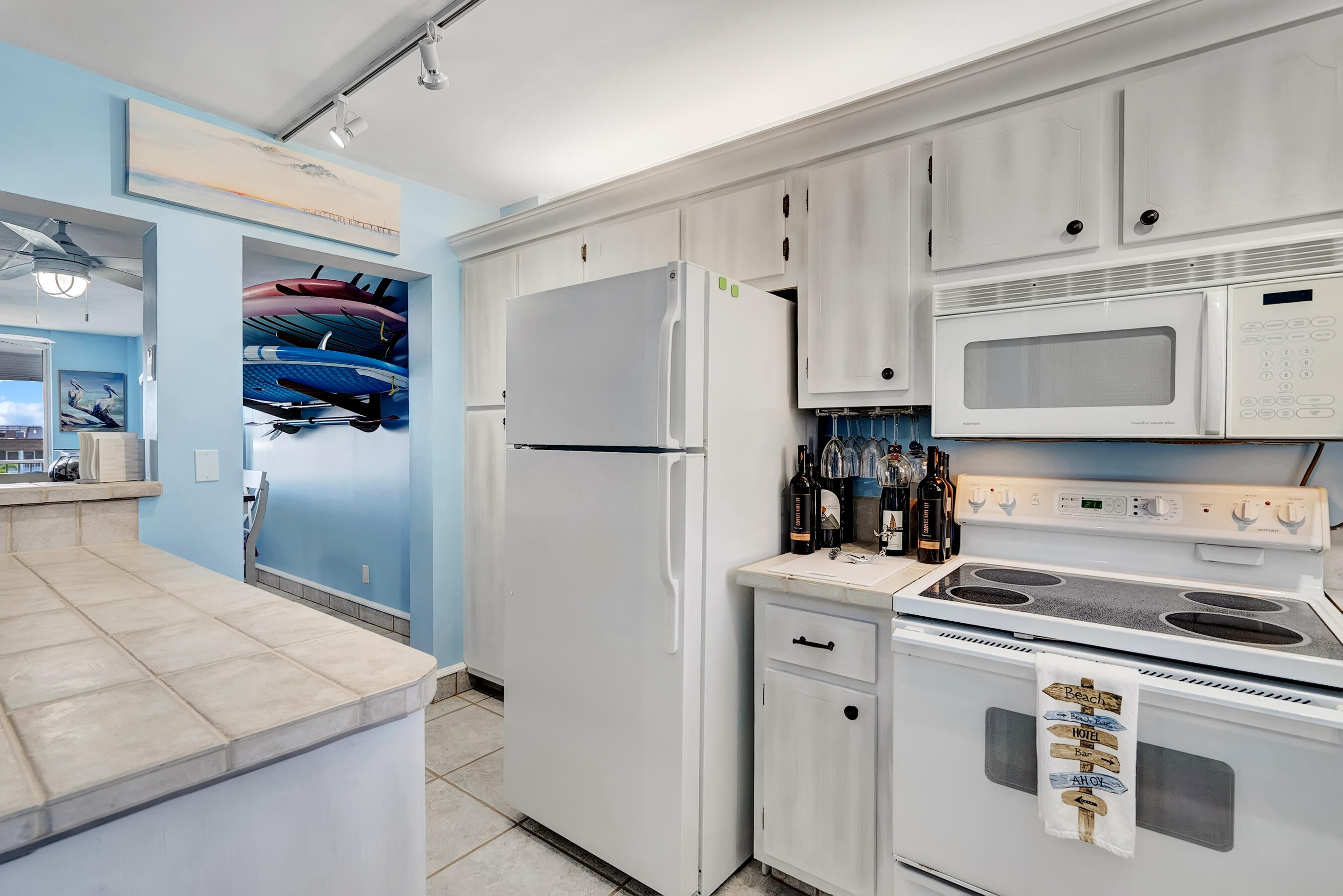 100 Paradise Harbour #408, North Palm Beach FL 33408