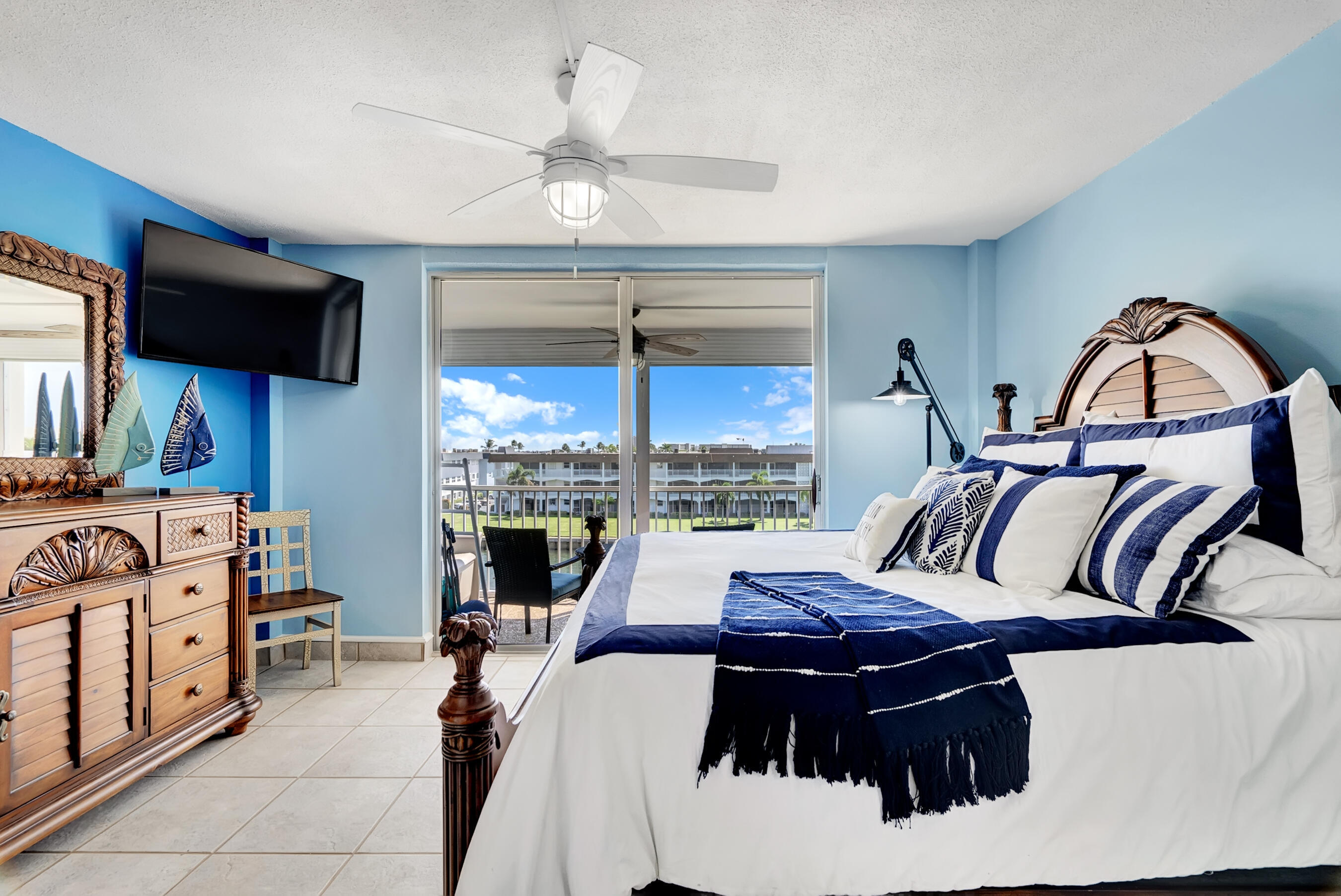 100 Paradise Harbour #408, North Palm Beach FL 33408