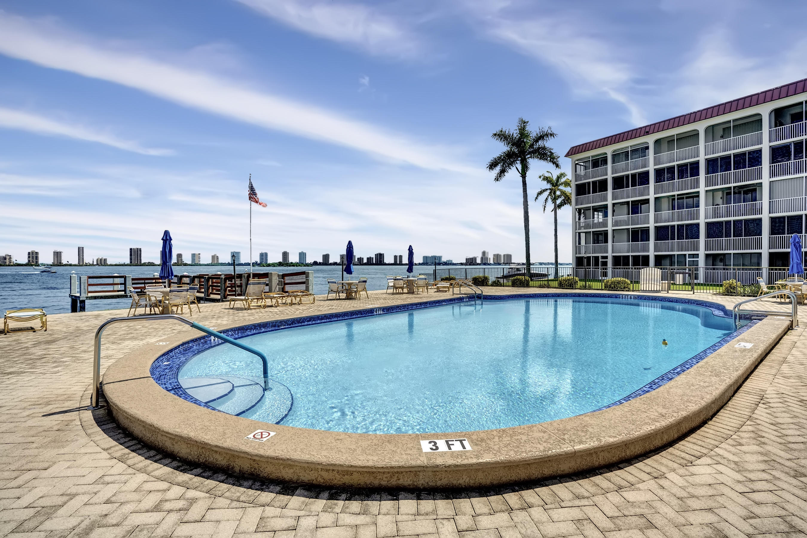 100 Paradise Harbour #408, North Palm Beach FL 33408