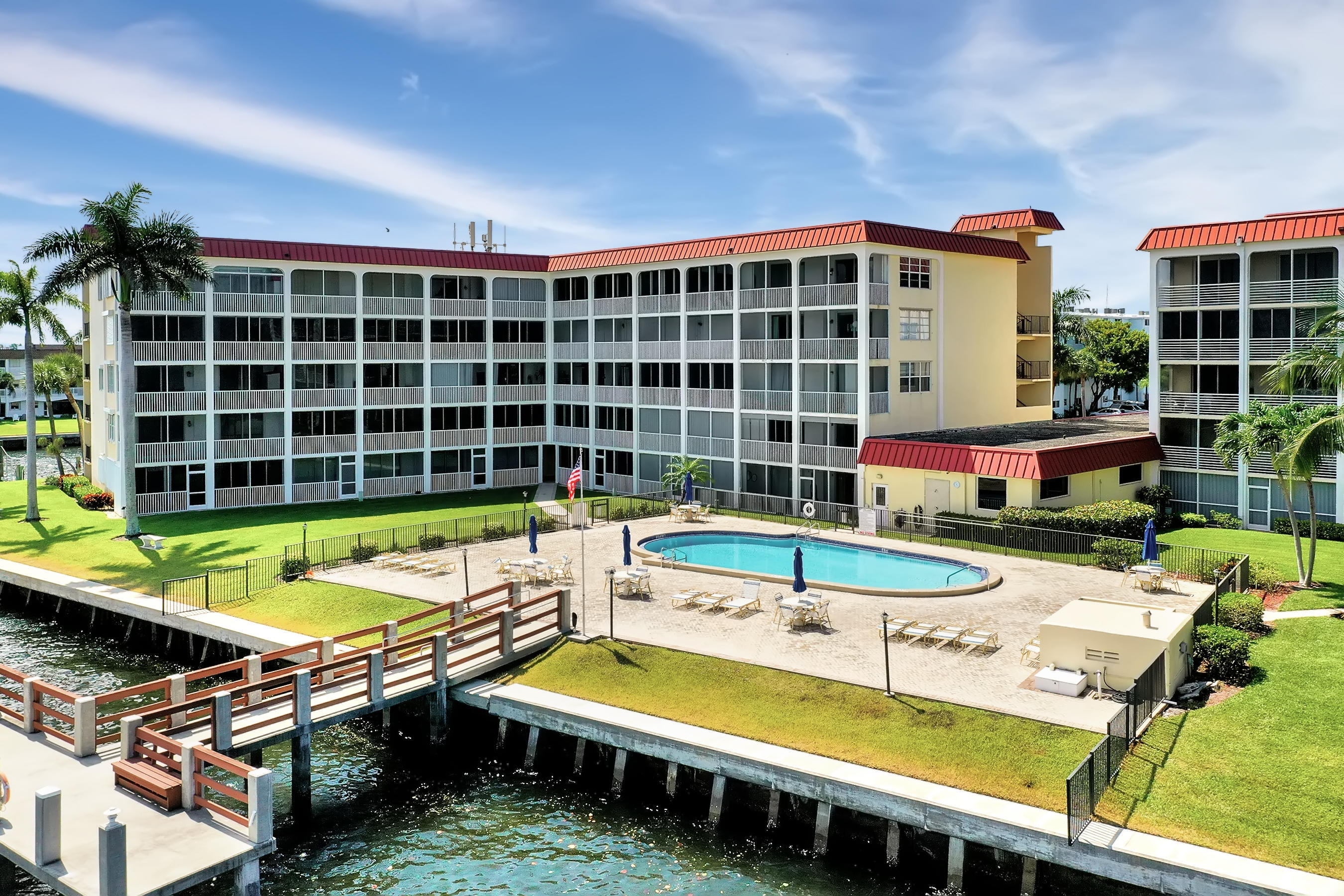 100 Paradise Harbour #408, North Palm Beach FL 33408