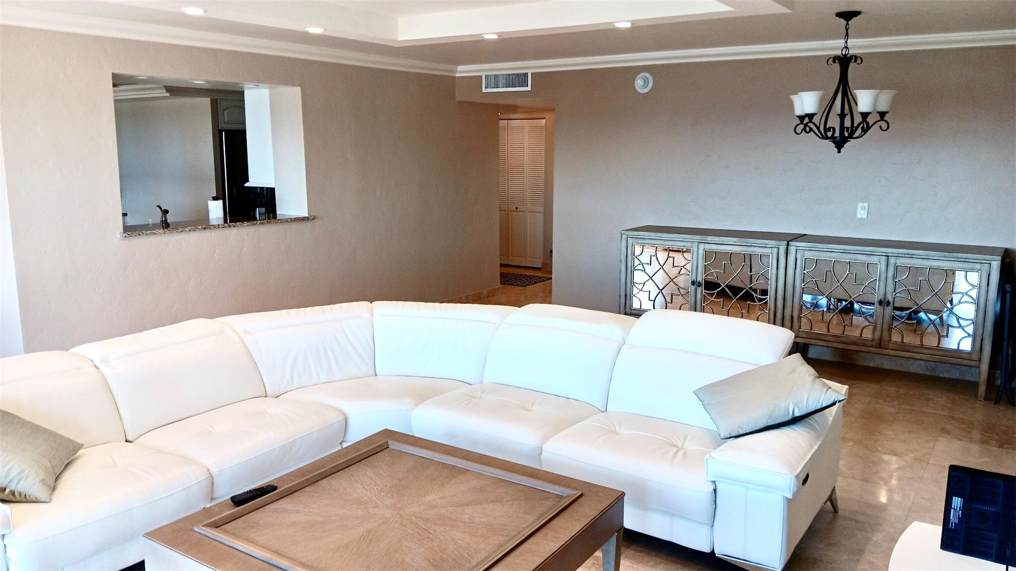 4900 N OCEAN #819, Lauderdale By The Sea FL 33308