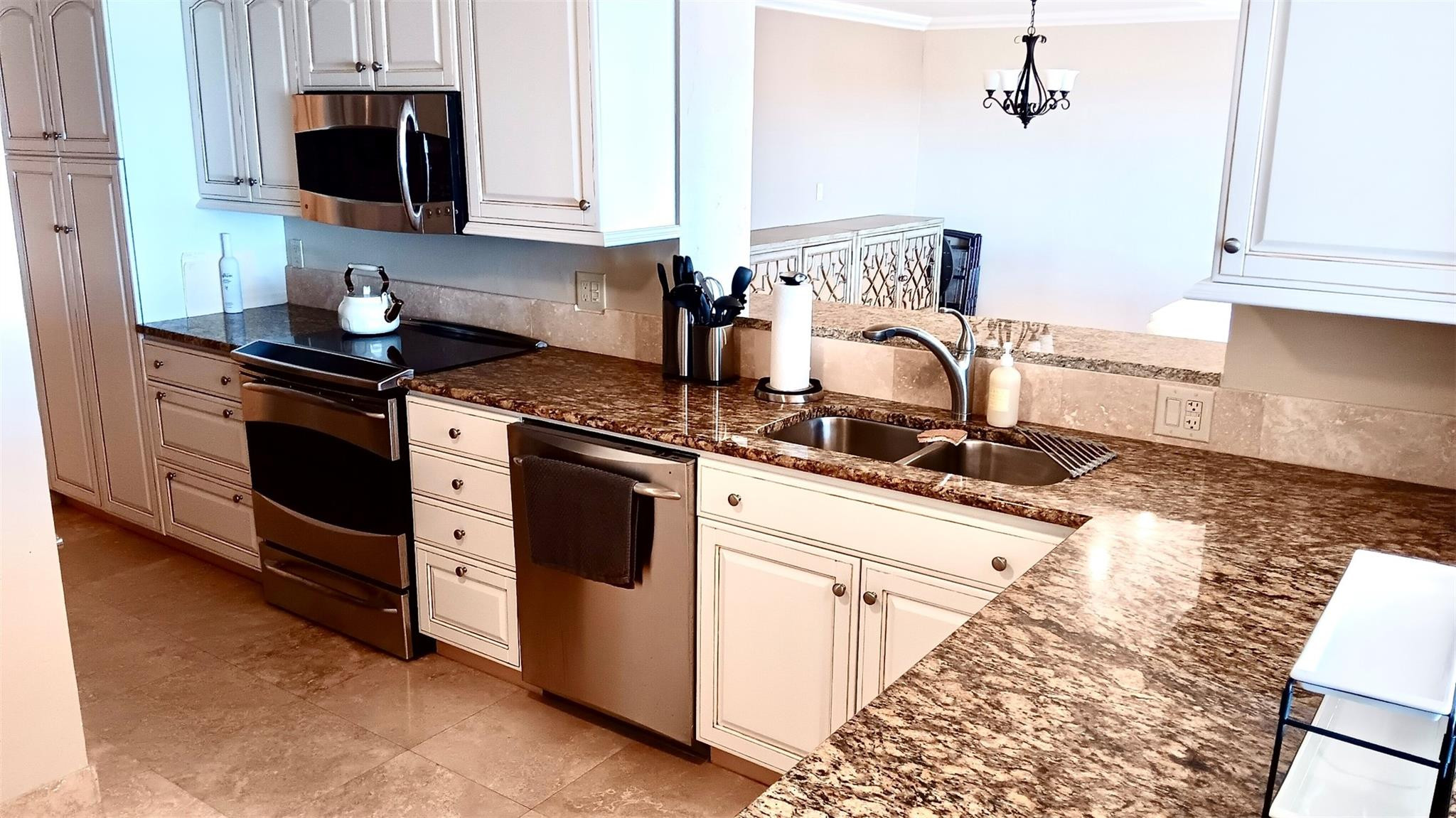 4900 N OCEAN #819, Lauderdale By The Sea FL 33308