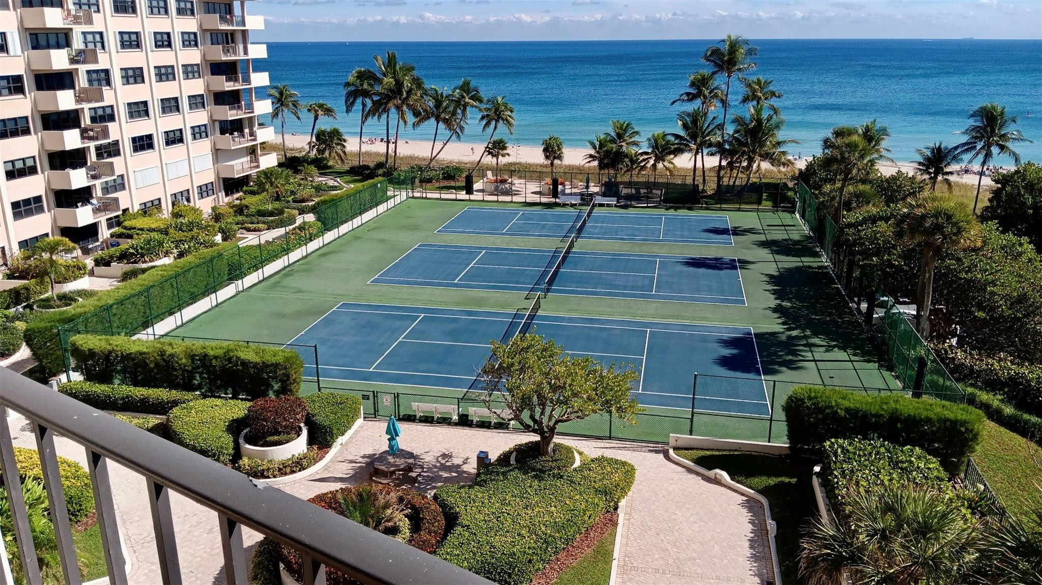 4900 N OCEAN #819, Lauderdale By The Sea FL 33308