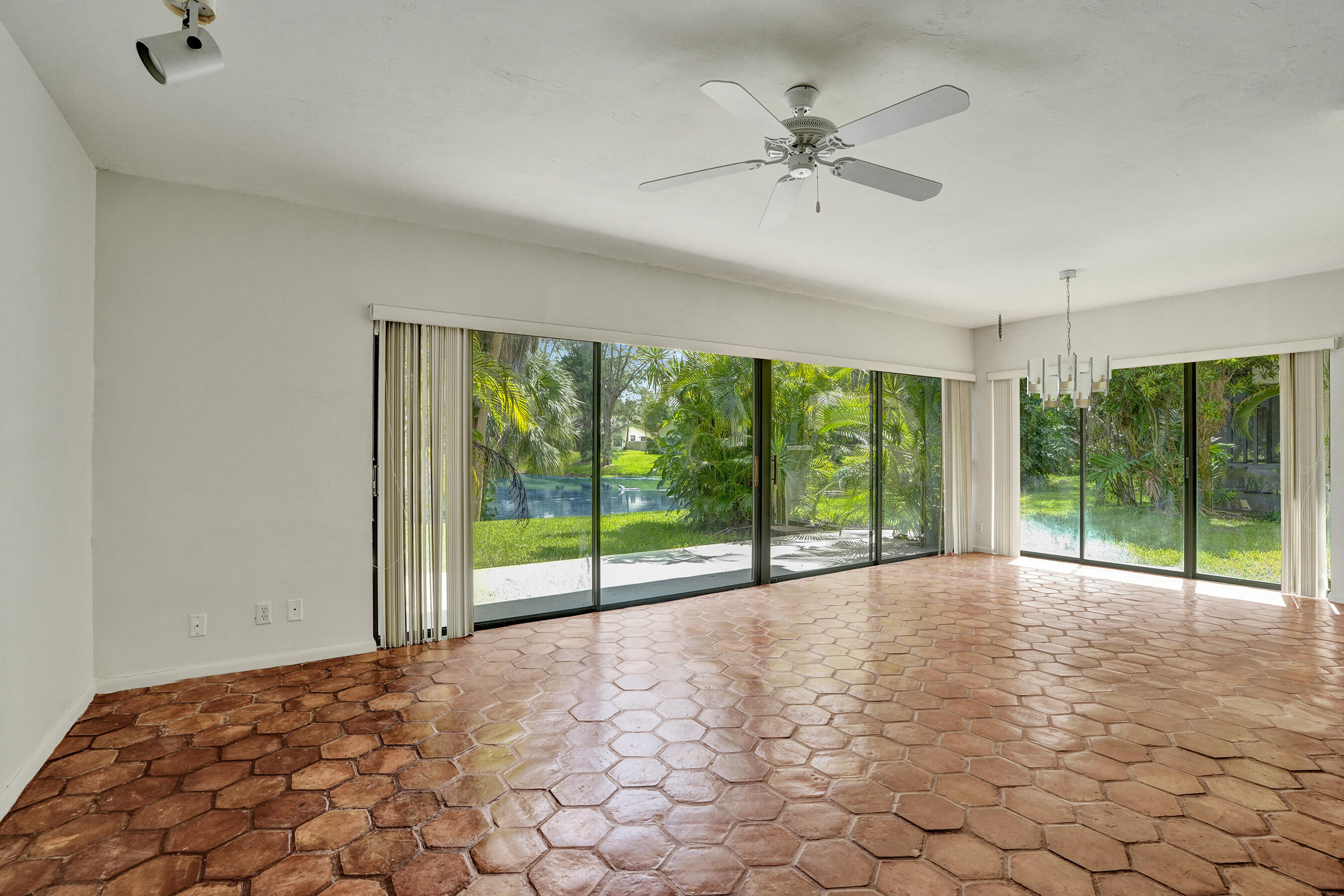 3410 Heather #3, Lauderhill FL 33319