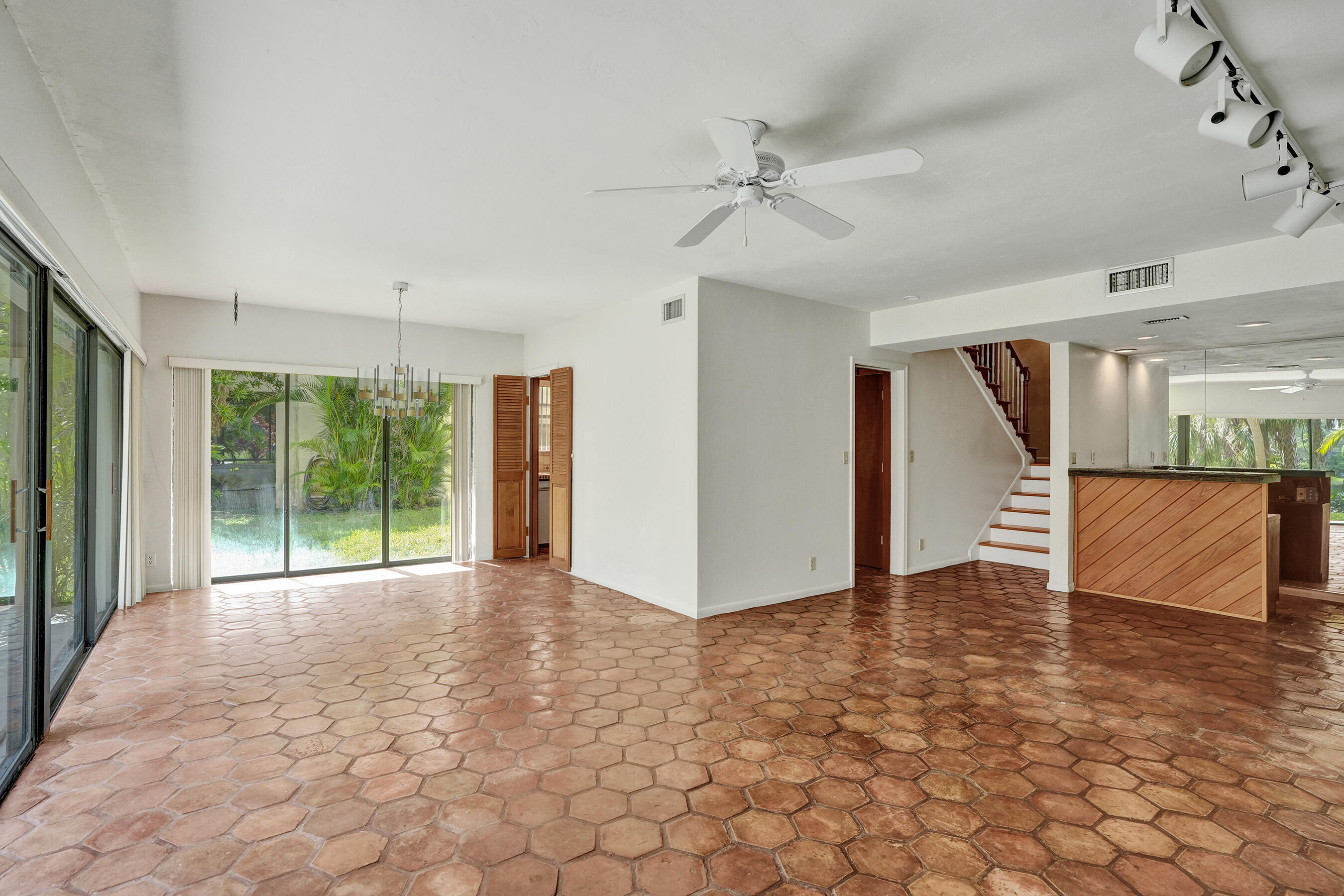 3410 Heather #3, Lauderhill FL 33319