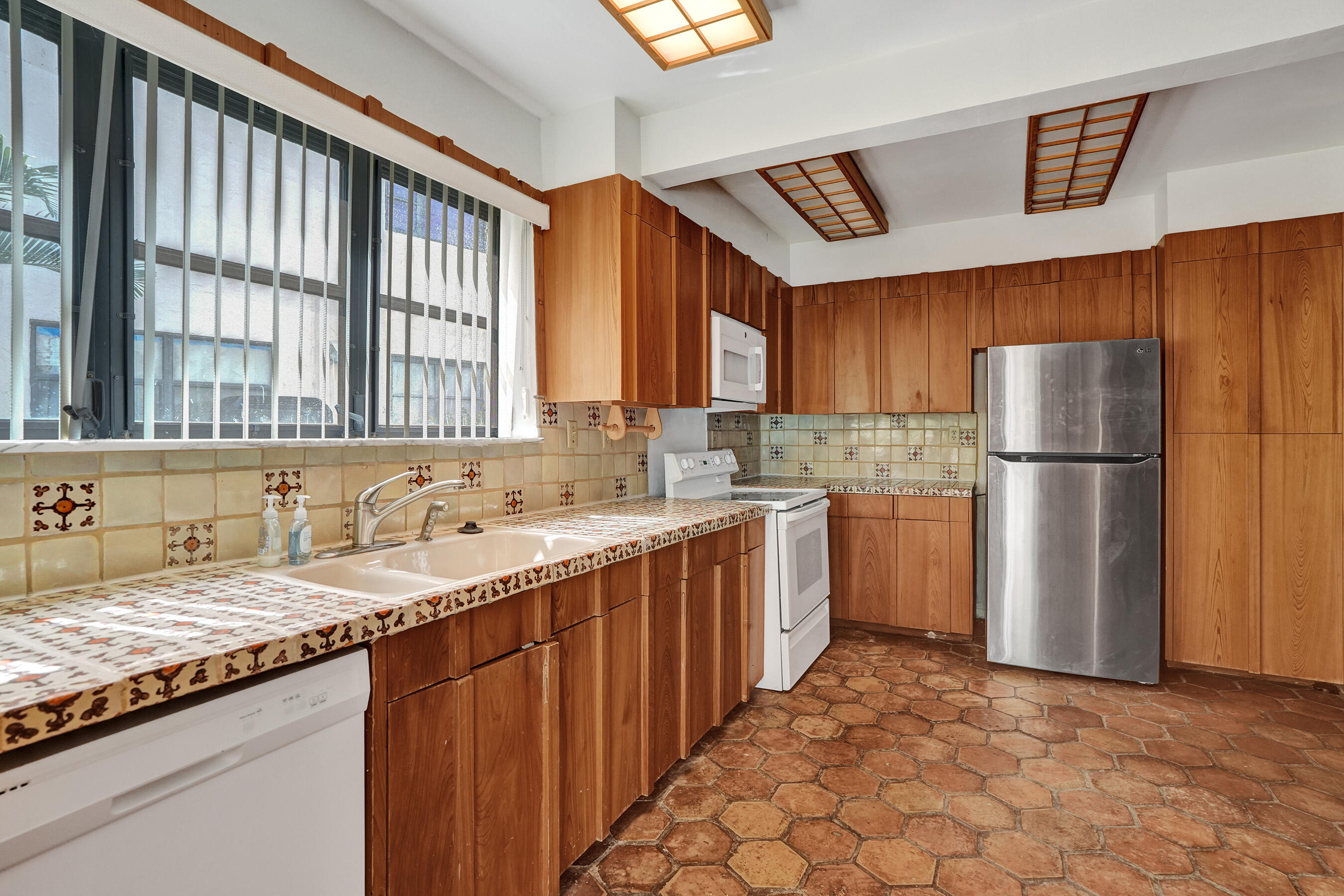 3410 Heather #3, Lauderhill FL 33319