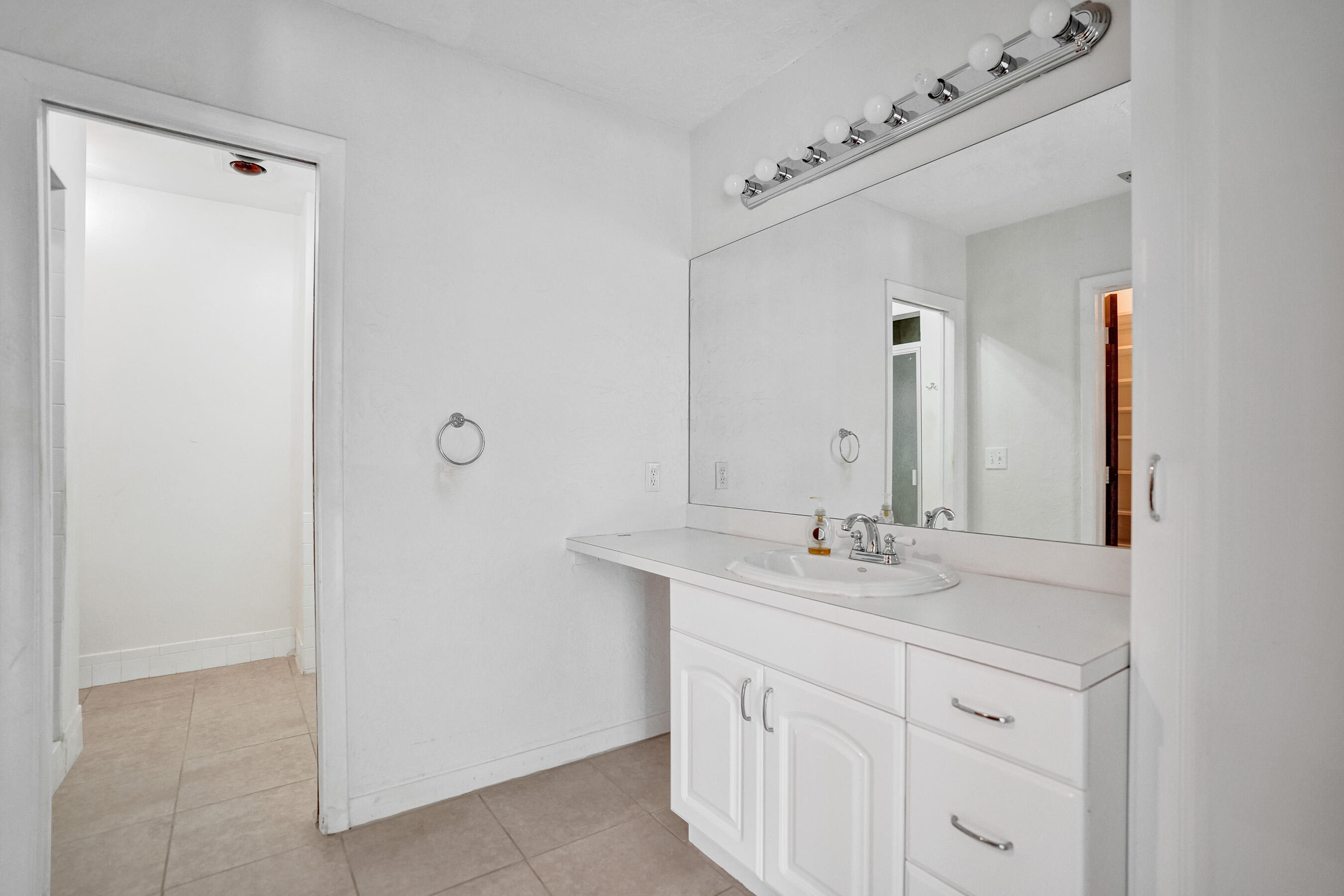 3410 Heather #3, Lauderhill FL 33319